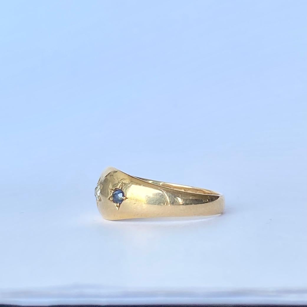 Edwardian Diamond and Sapphire 18 Carat Gold Gypsy Ring In Good Condition In Chipping Campden, GB