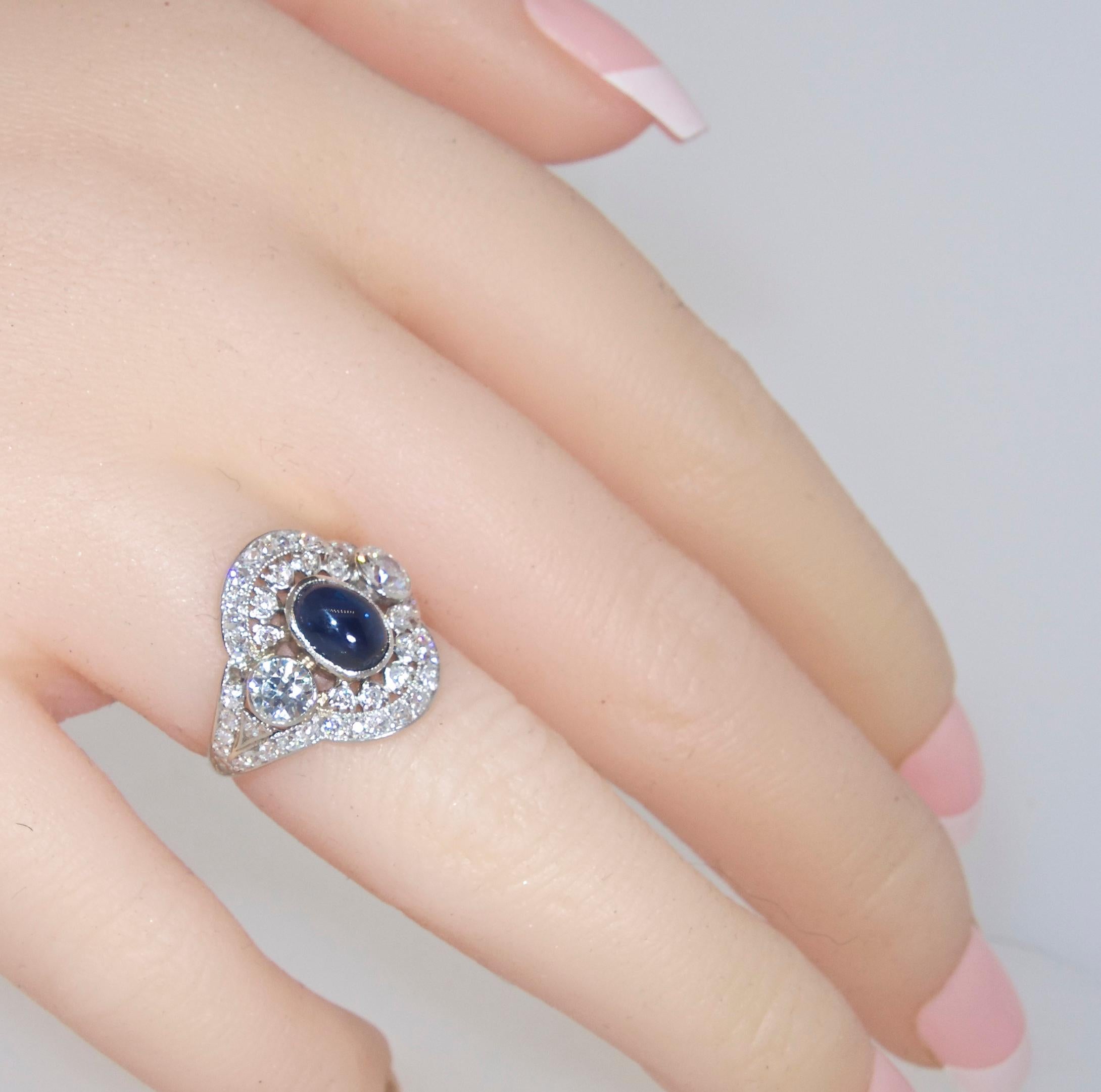 Edwardian Diamond and Sapphire Platinum Ring In Good Condition In Aspen, CO