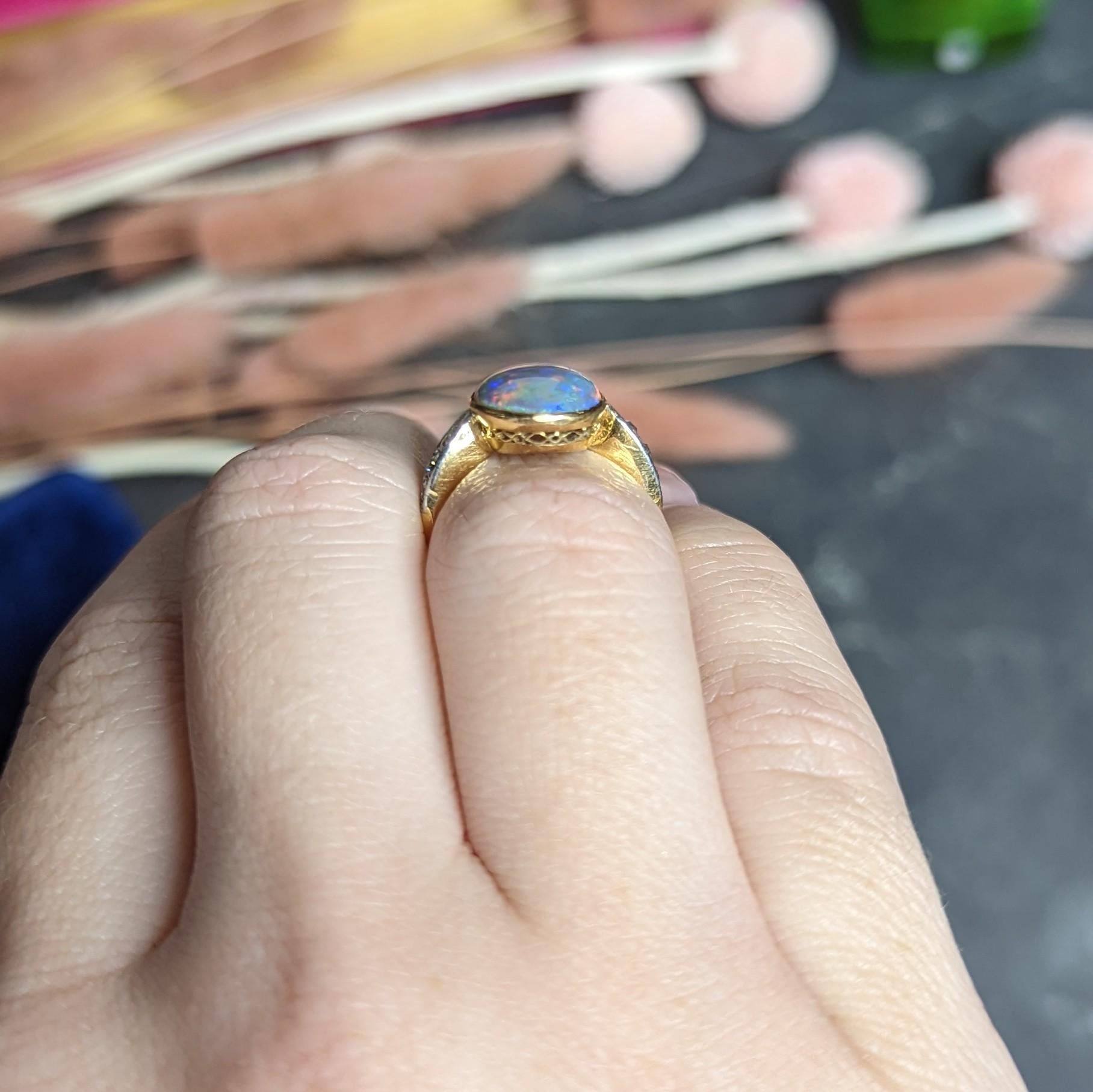 Edwardian Diamond Black Opal Platinum-Topped 18 Karat Yellow Gold Ring 13