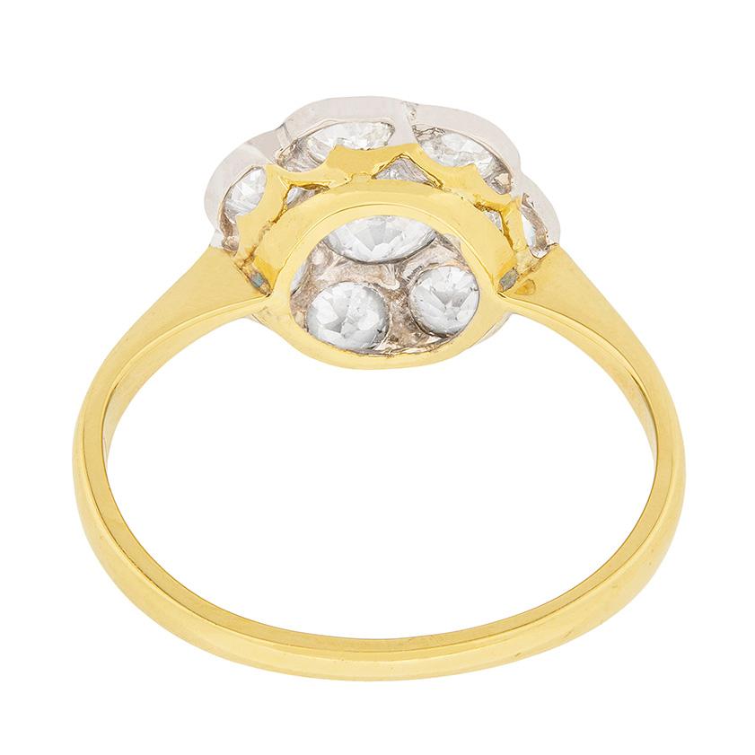 Edwardian Diamond Daisy Cluster Ring, circa 1910 In Good Condition In London, GB