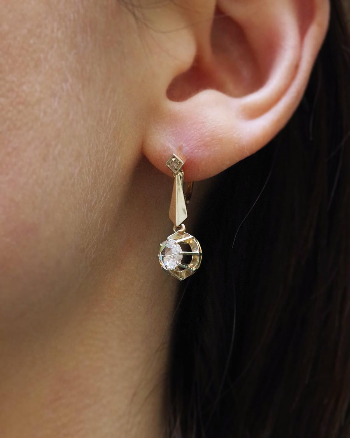 Niederländische lange edwardianische Diamant-Ohrringe im Rosenschliff 1,10 Karat, Platin und Gold (Art déco) im Angebot