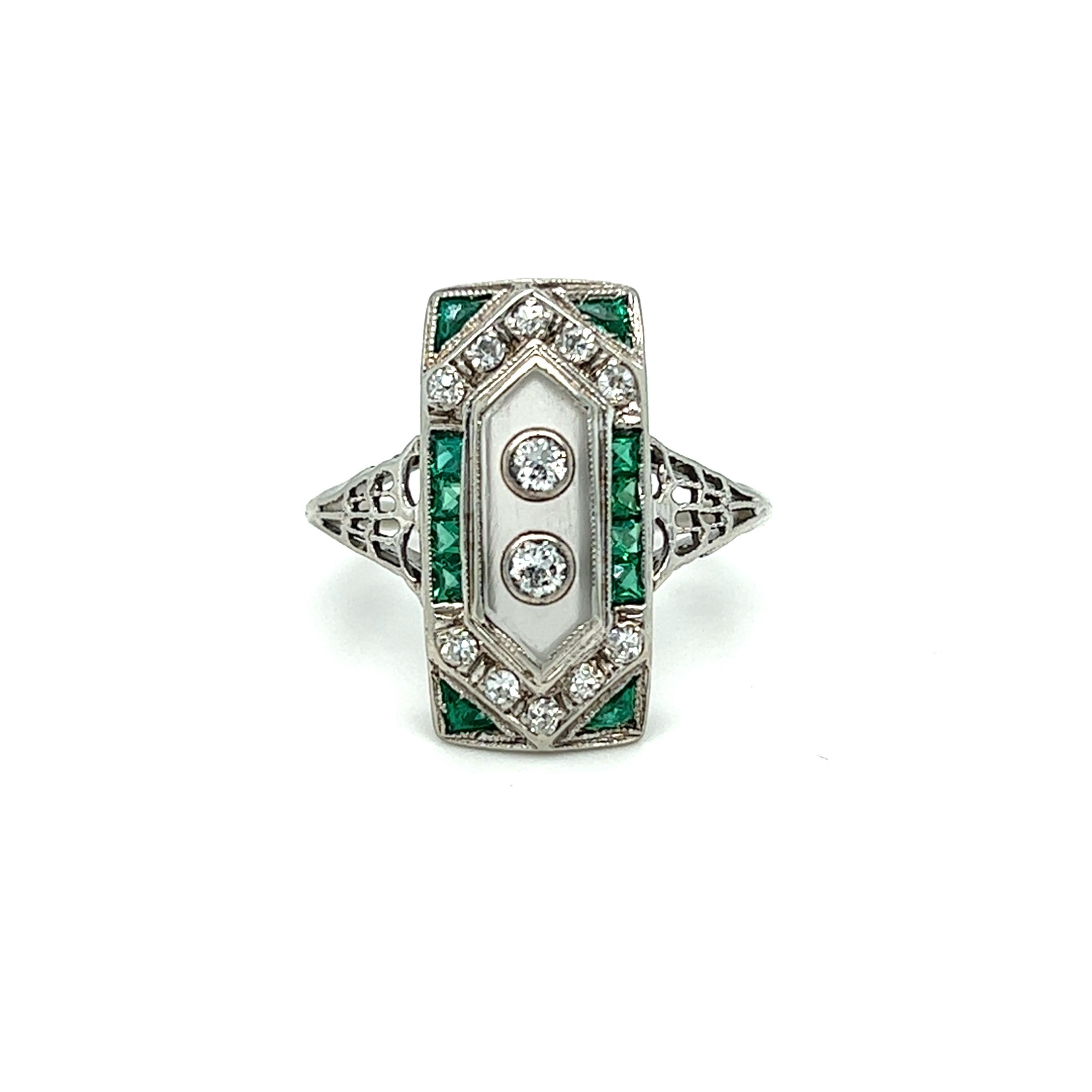 Edwardian Diamond, Emerald, Quartz Plaque Ring 18K White Gold For Sale 1