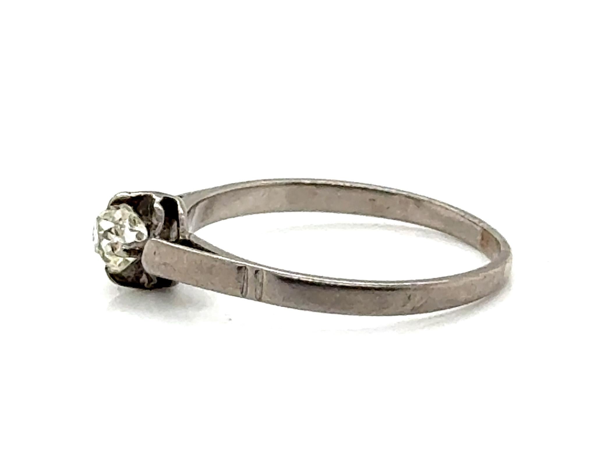 Véritable bague de fiançailles solitaire en diamant original des années 1900 .25ct Old Mine Cut 14K White Gold


Avec un centre en diamant véritable de 25 ct, de taille européenne ancienne et de minéralisation naturelle.

Diamant miné 100%