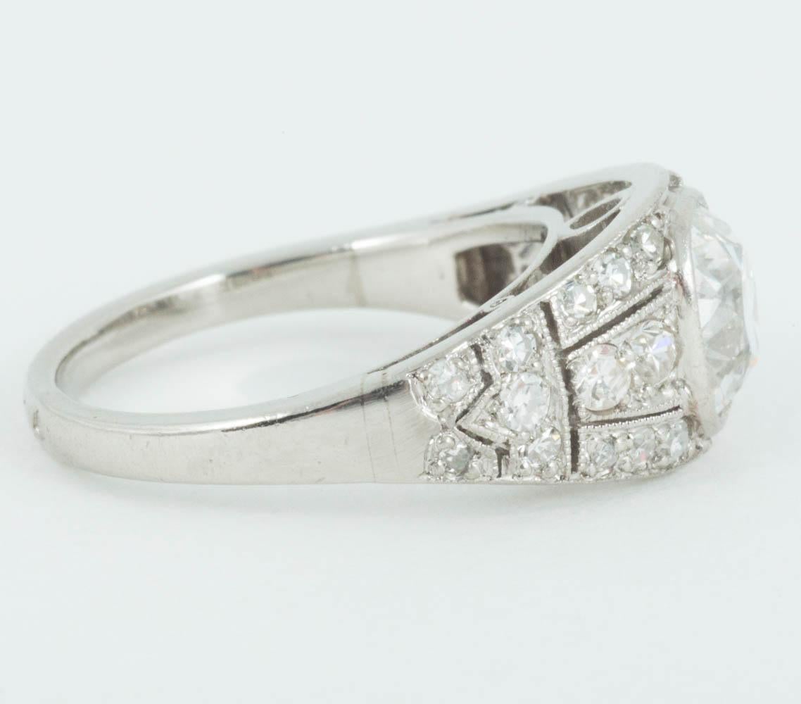 Edwardian Diamond Engagement Ring In Excellent Condition For Sale In London, GB