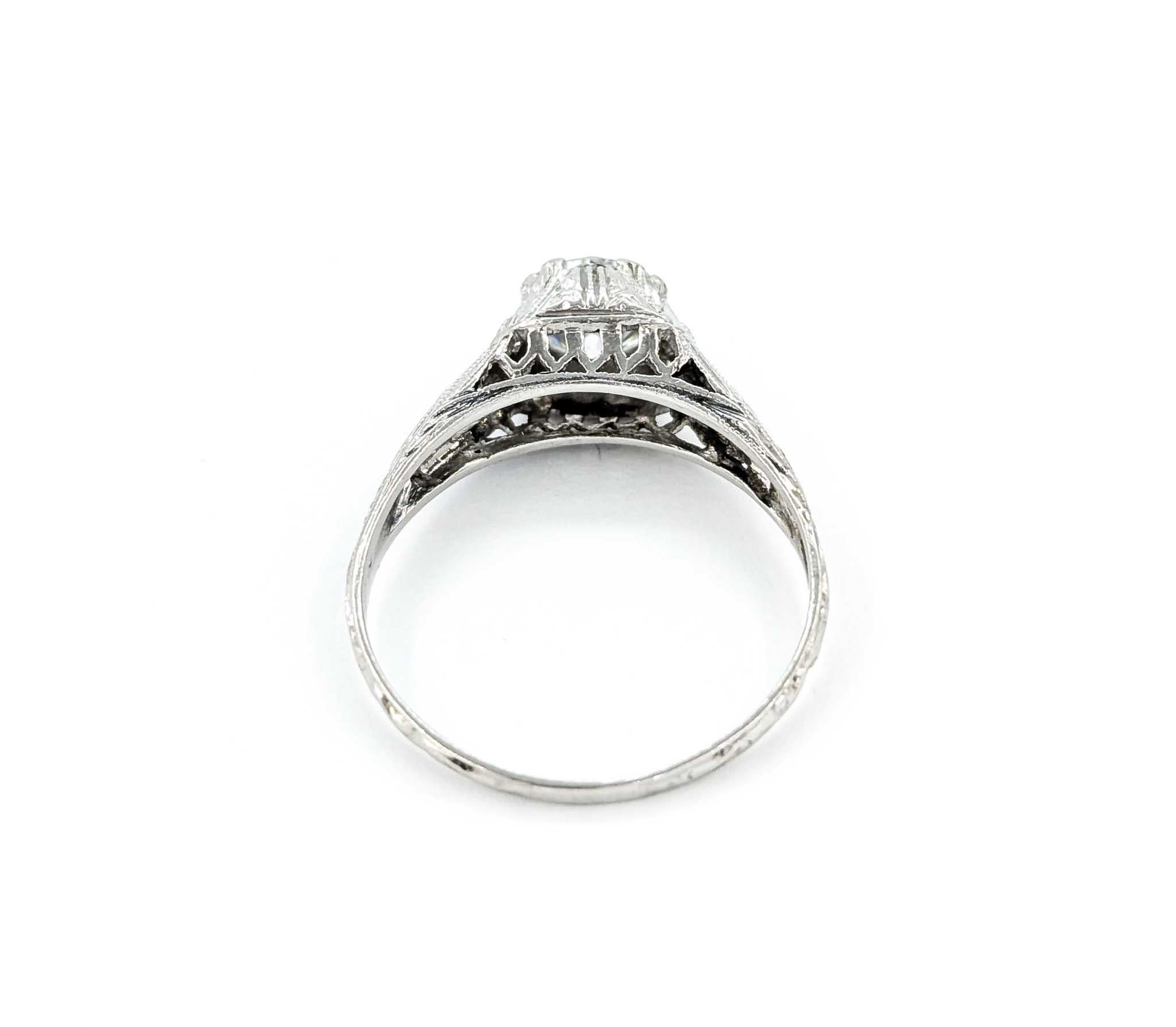Edwardian Diamond Engagement Ring in Platinum For Sale 2
