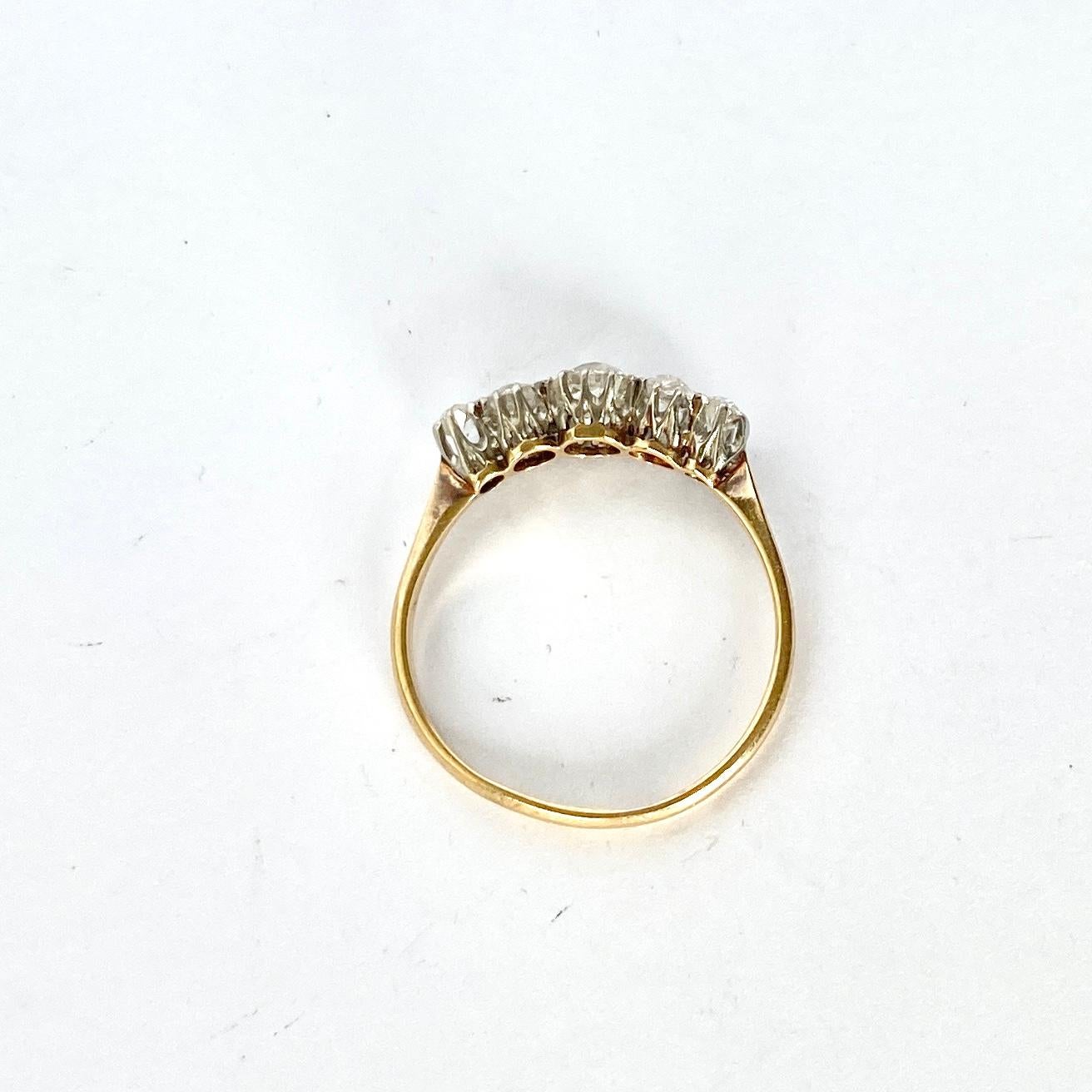Edwardian Diamond Five-Stone 18 Carat Gold Ring In Good Condition In Chipping Campden, GB