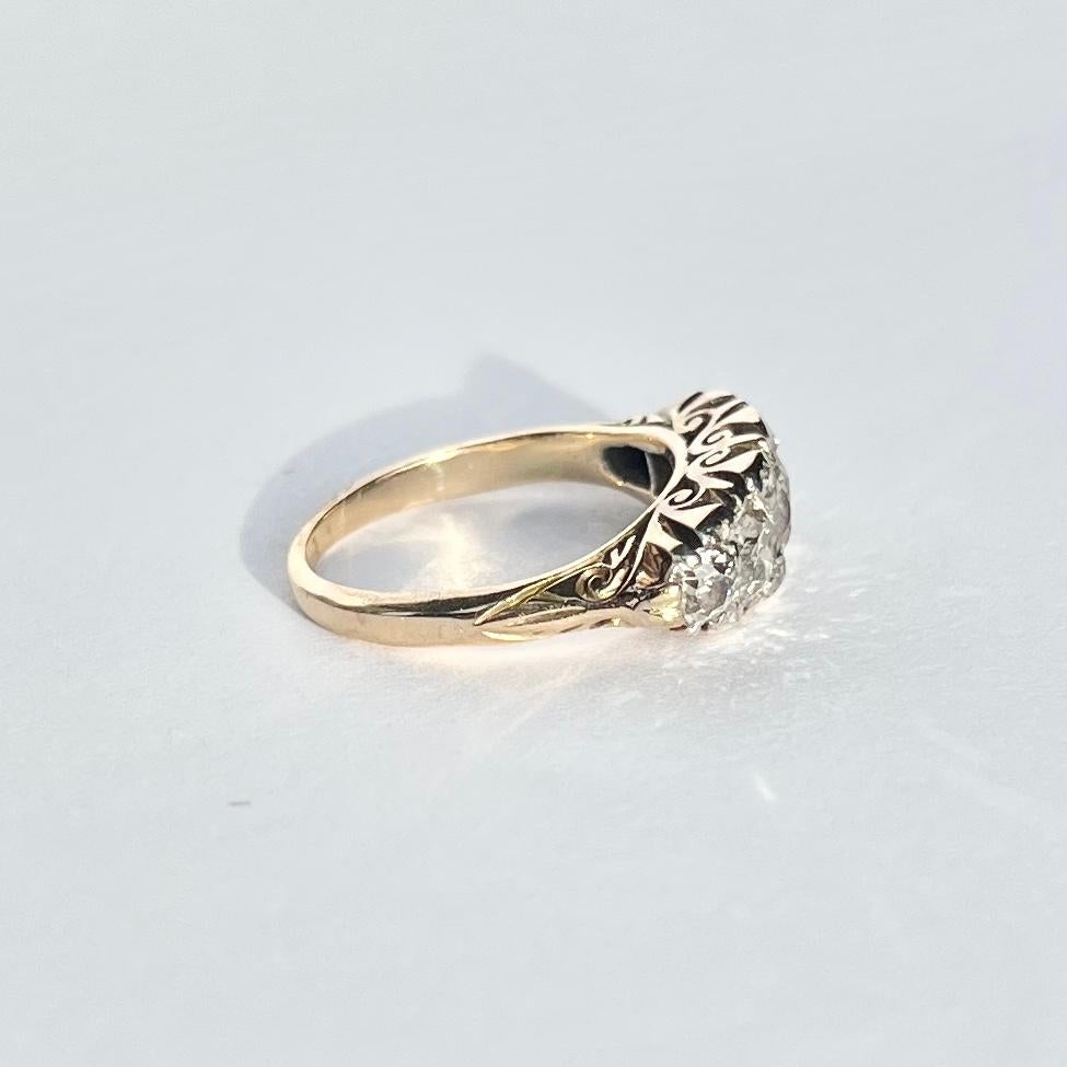 Edwardian Diamond Five-Stone 18 Carat Gold Ring For Sale 1