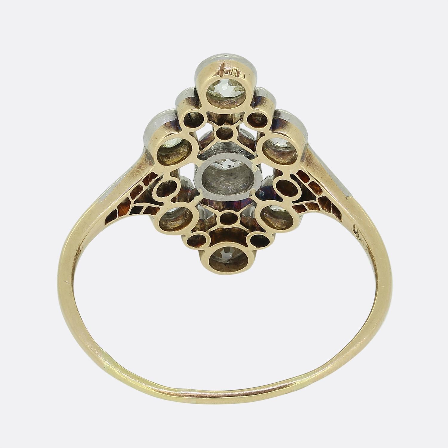 Navette-Ring mit edwardianischem Diamant (Alteuropäischer Brillantschliff) im Angebot