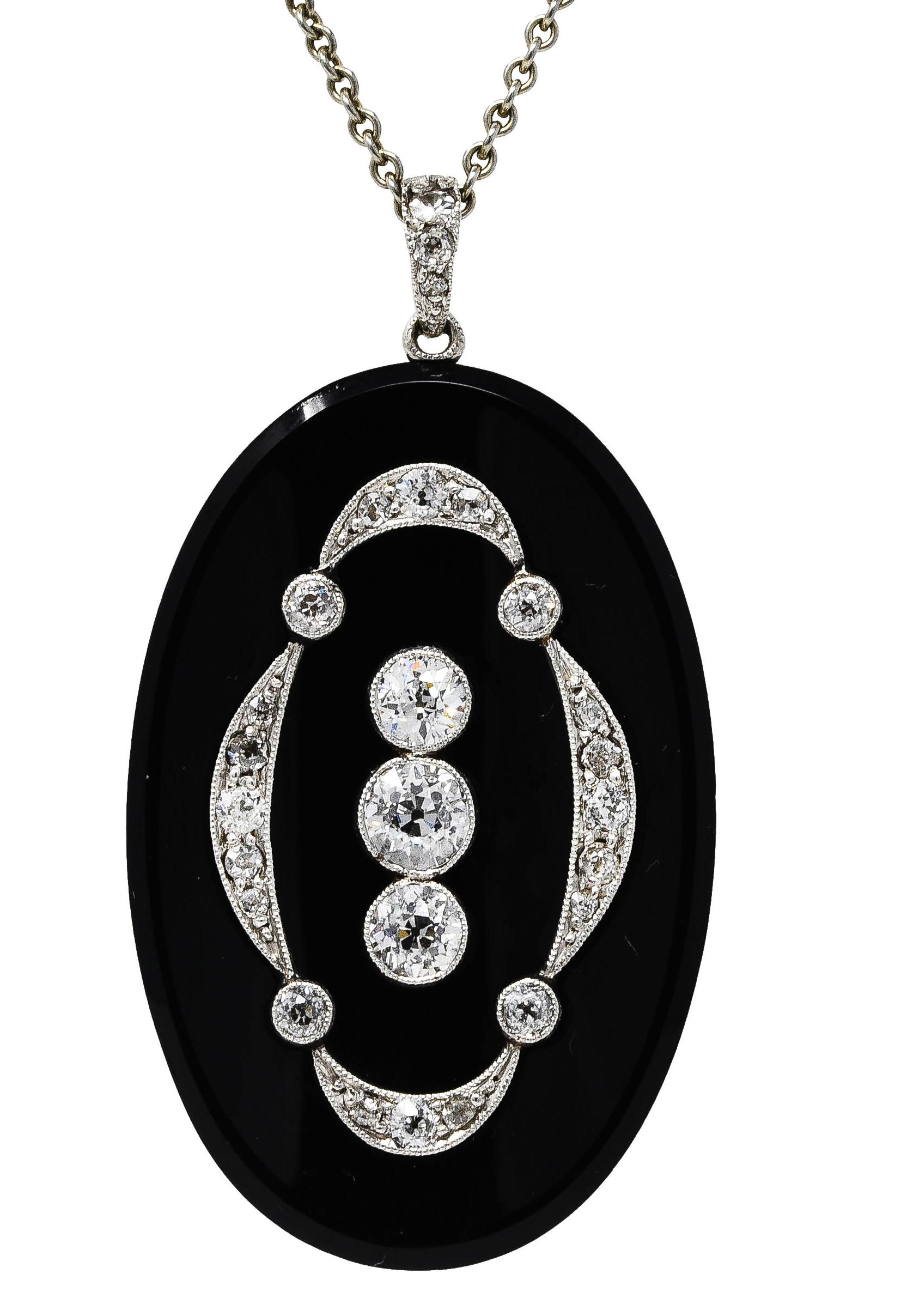 Edwardian Diamond Onyx Platinum-Topped 18 Karat Yellow Gold Antique Necklace 3