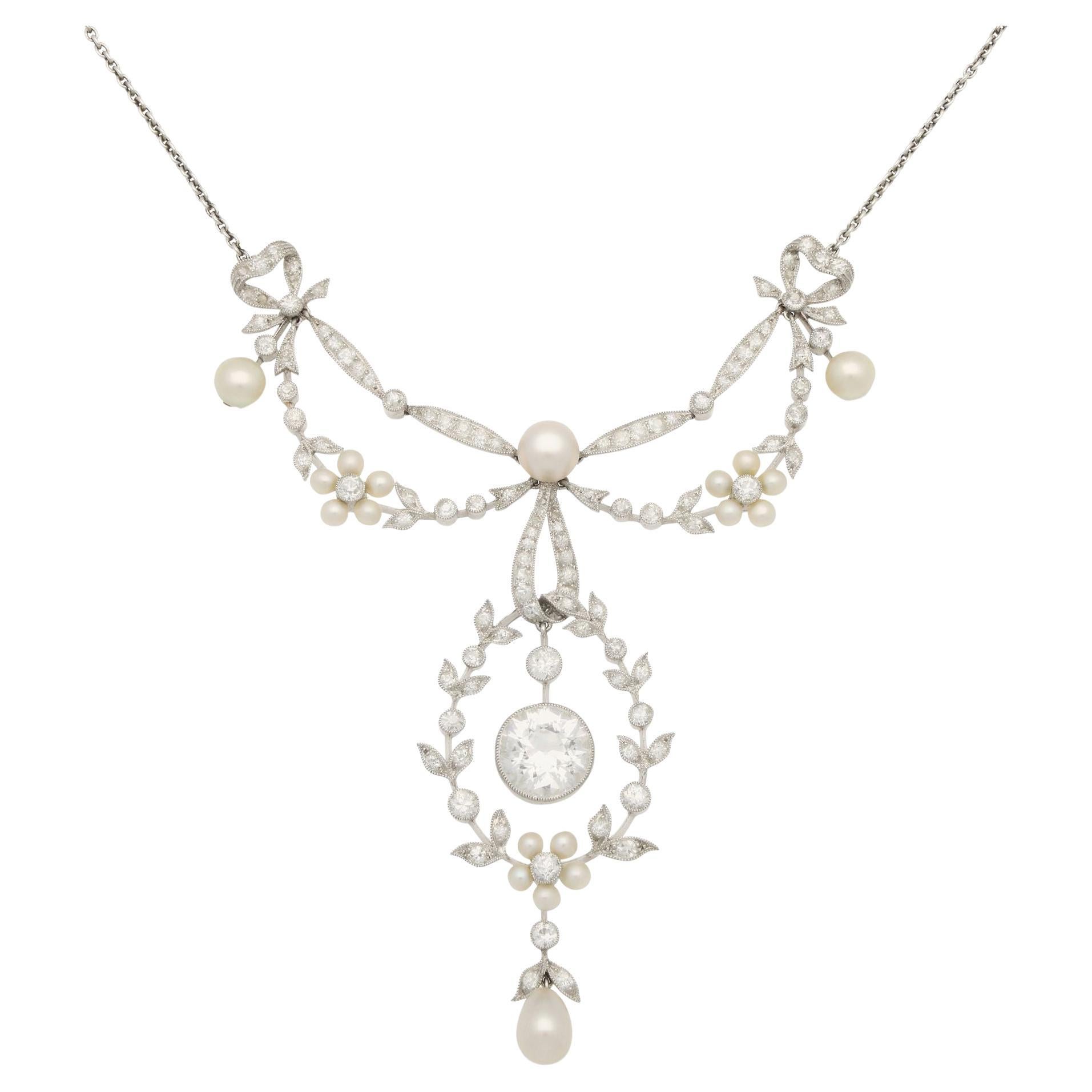 Edwardian Diamond, Pearl and Platinum Garland Necklace circa 1910