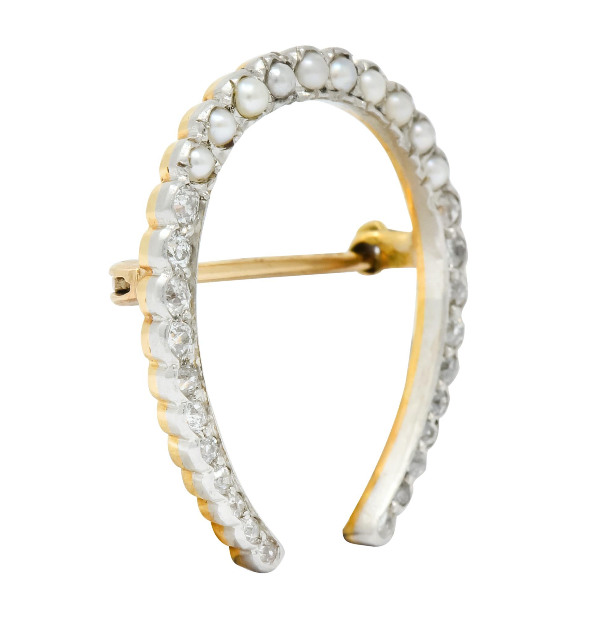 Edwardian Diamond Pearl Platinum-Topped 14 Karat Gold Horseshoe Brooch In Excellent Condition In Philadelphia, PA