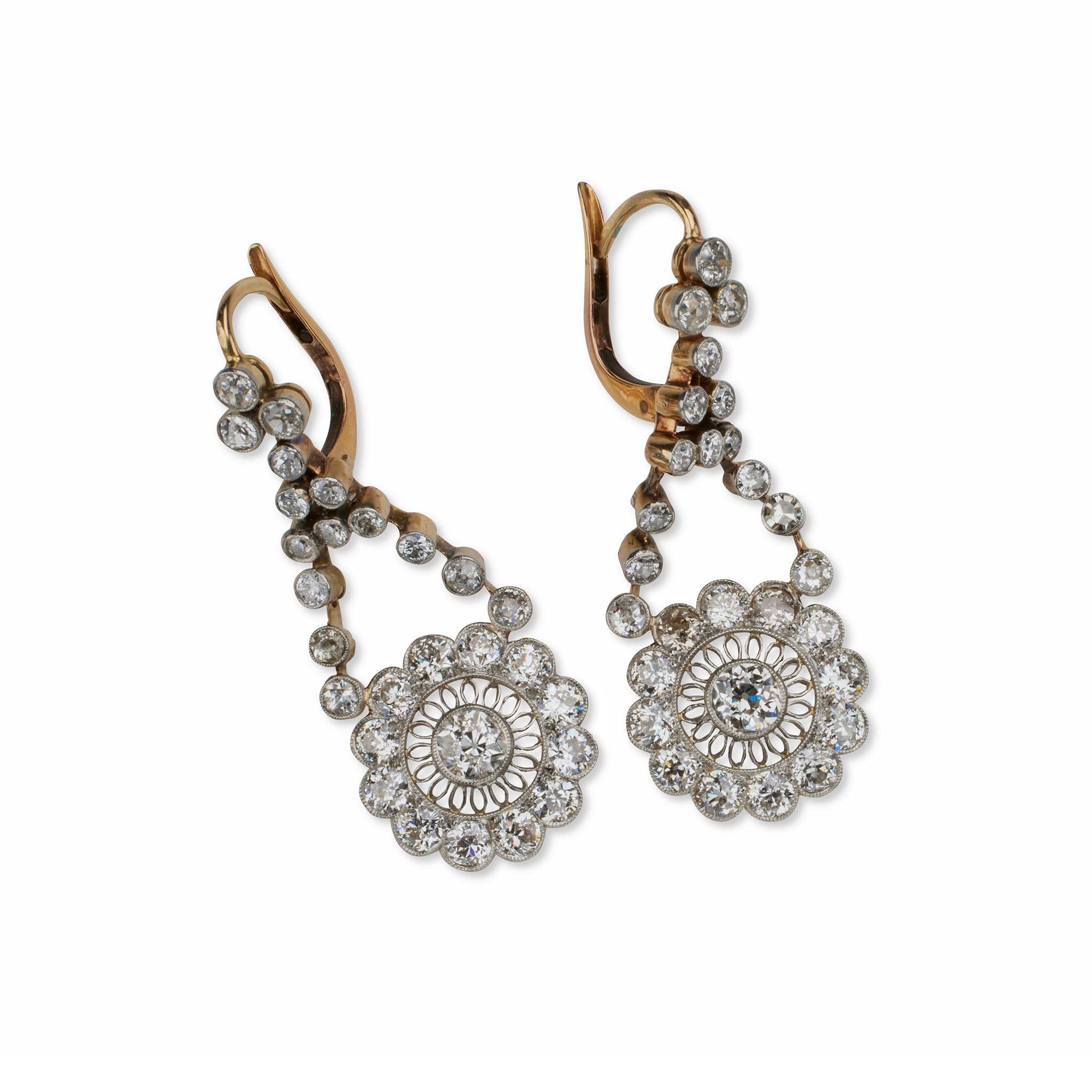 Edwardianische Diamant-Anhänger-Ohrringe im Zustand „Hervorragend“ im Angebot in New York, NY