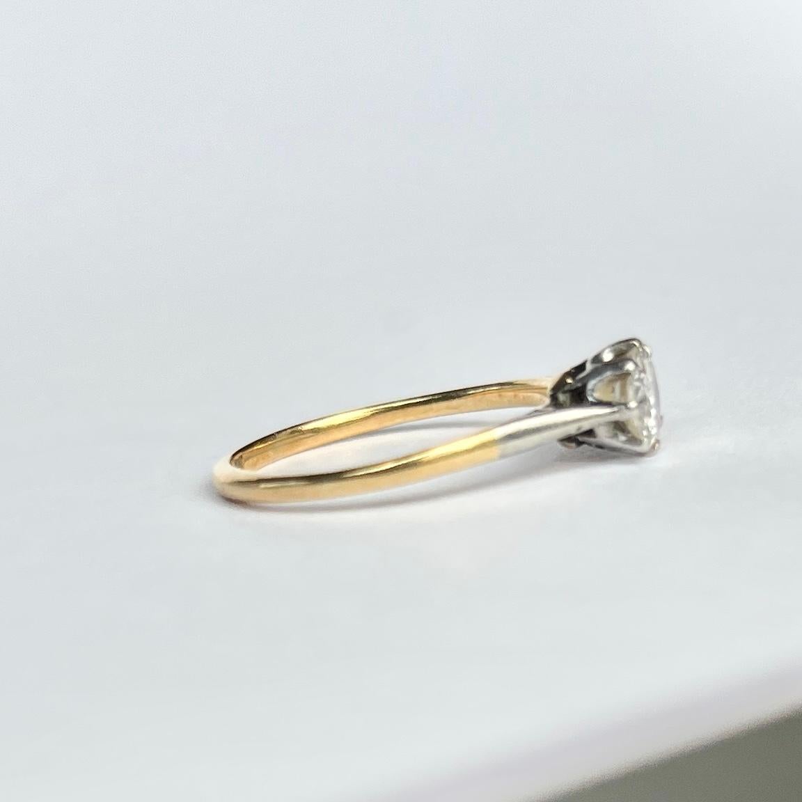 Edwardian Diamond Platinum and 18 Carat Yellow Gold Solitaire Ring For Sale 1