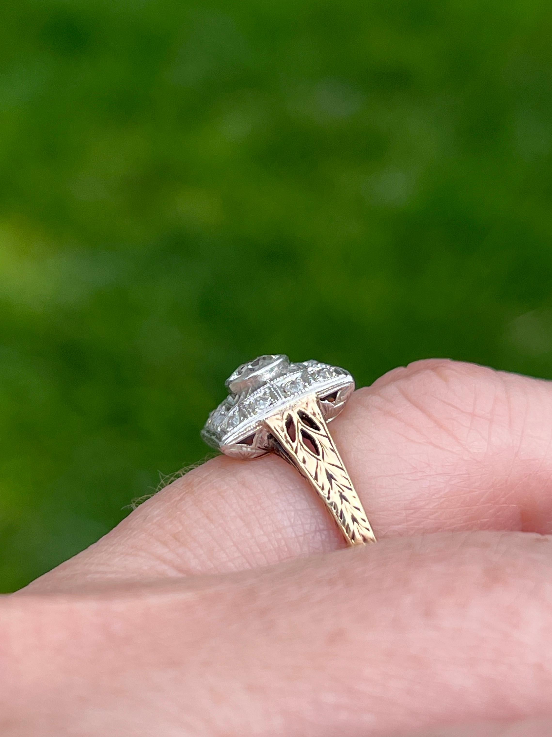 Edwardianischer Diamant-Verlobungsring aus Platin und Gelbgold 7