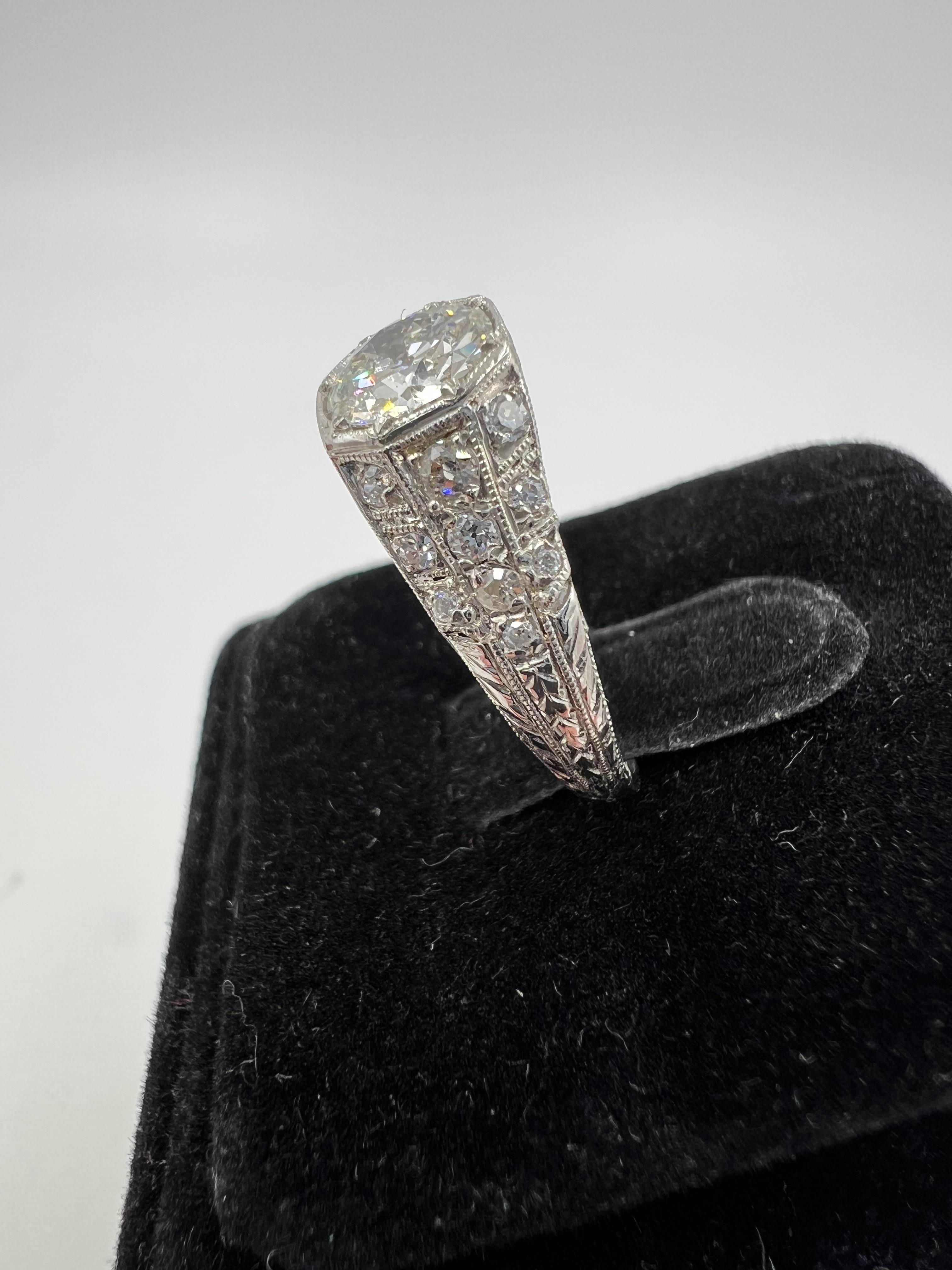 Anello di fidanzamento edoardiano in platino con diamante del 1910 circa in vendita 1