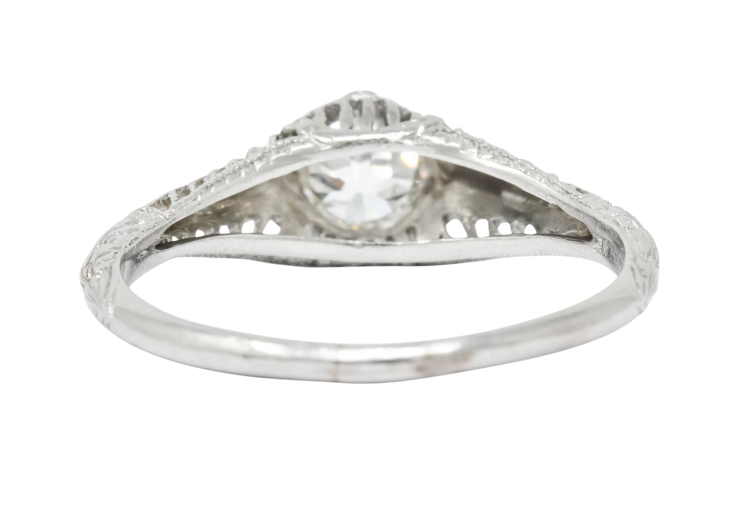 Edwardian Diamond Platinum Engagement Ring, circa 1915 In Excellent Condition In Philadelphia, PA