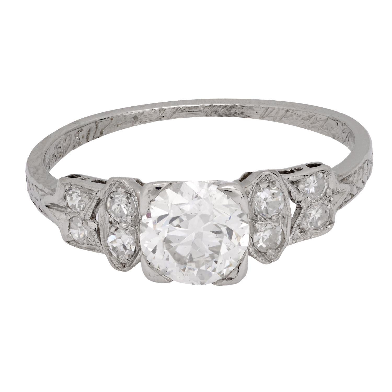 Edoardiano Anello di fidanzamento edoardiano in platino con diamante in vendita