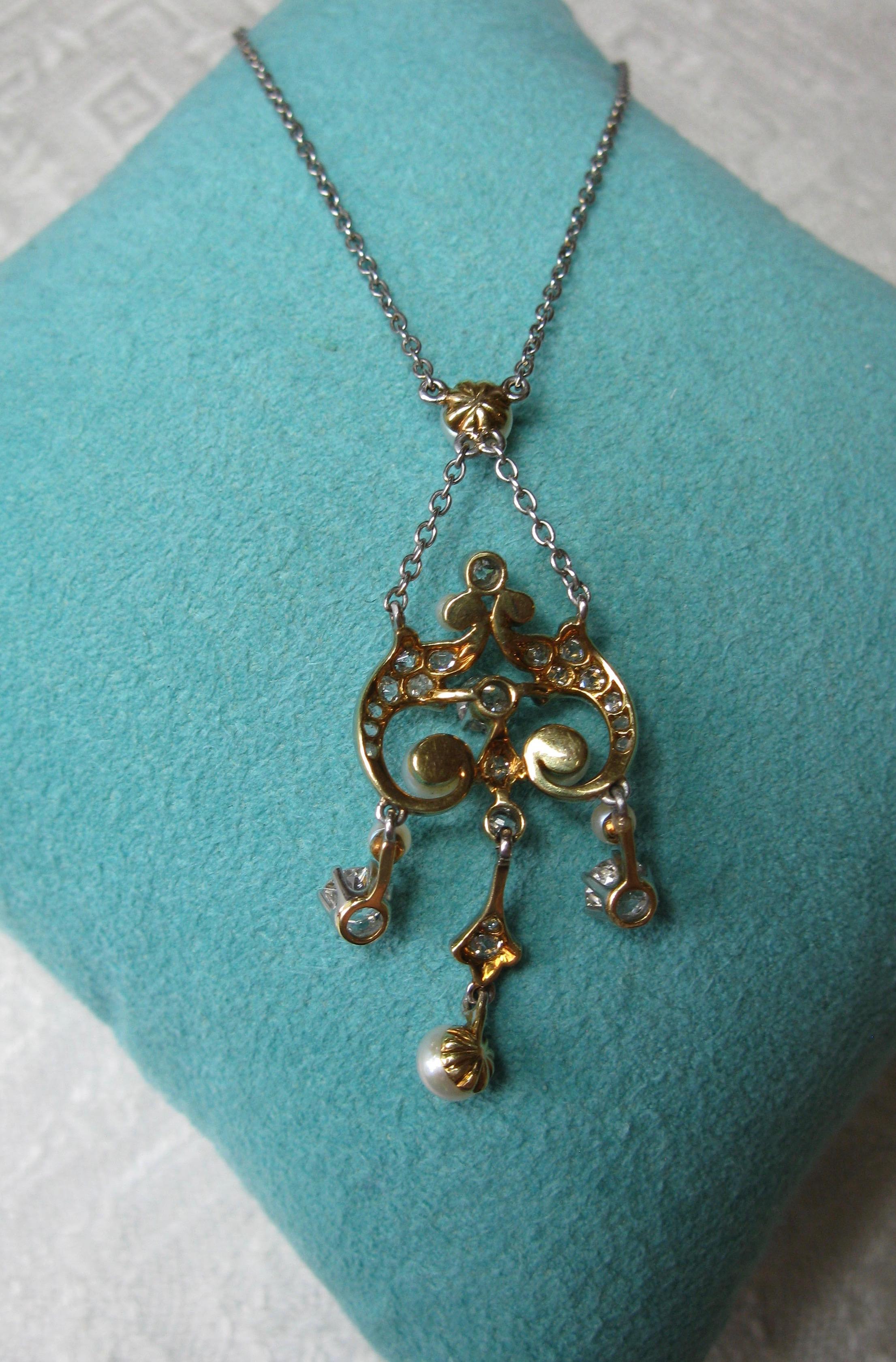 Edwardian Diamond Platinum Pearl Pendant Necklace Victorian, circa 1900 For Sale 2
