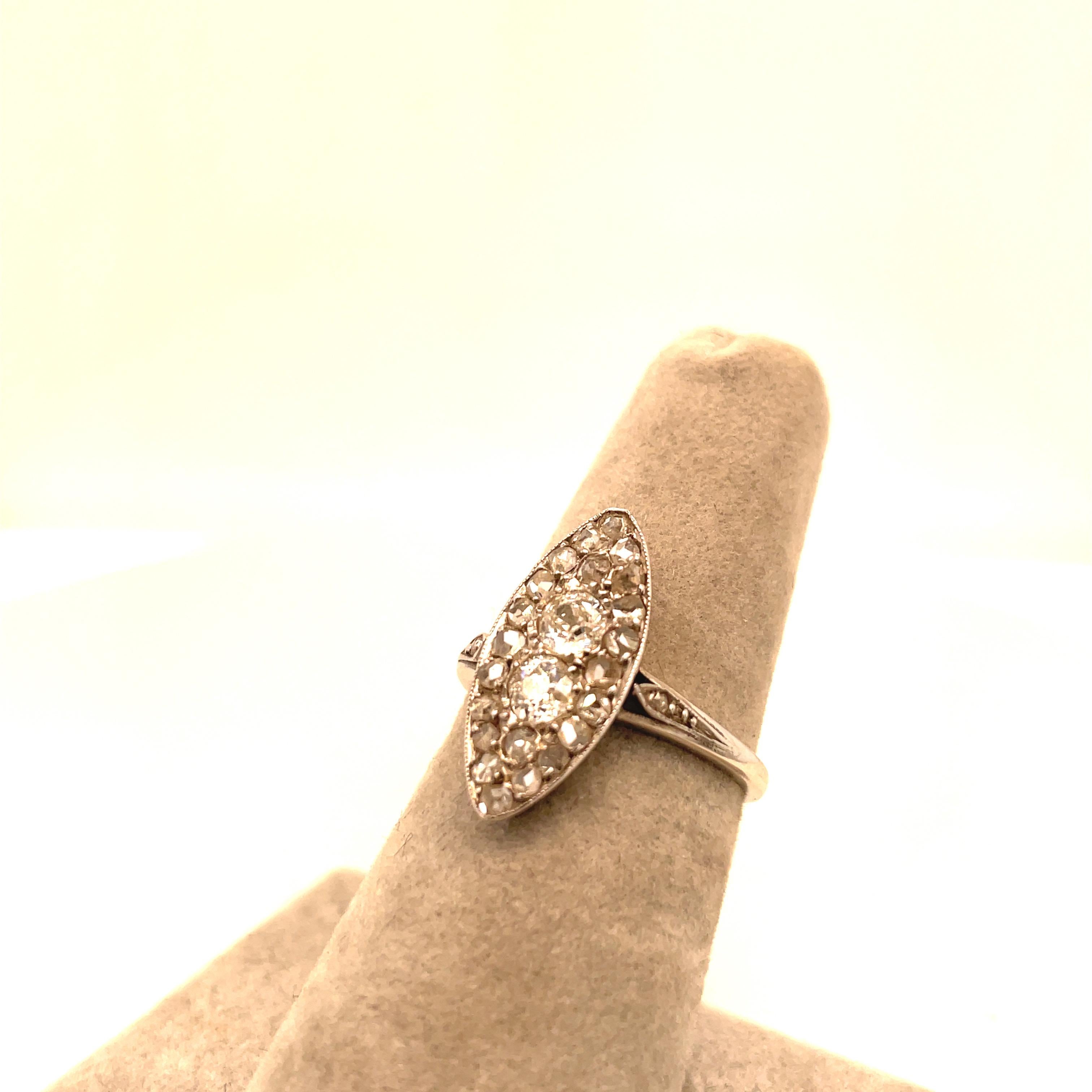 Edwardian Diamond Platinum Ring In Good Condition In New York, NY