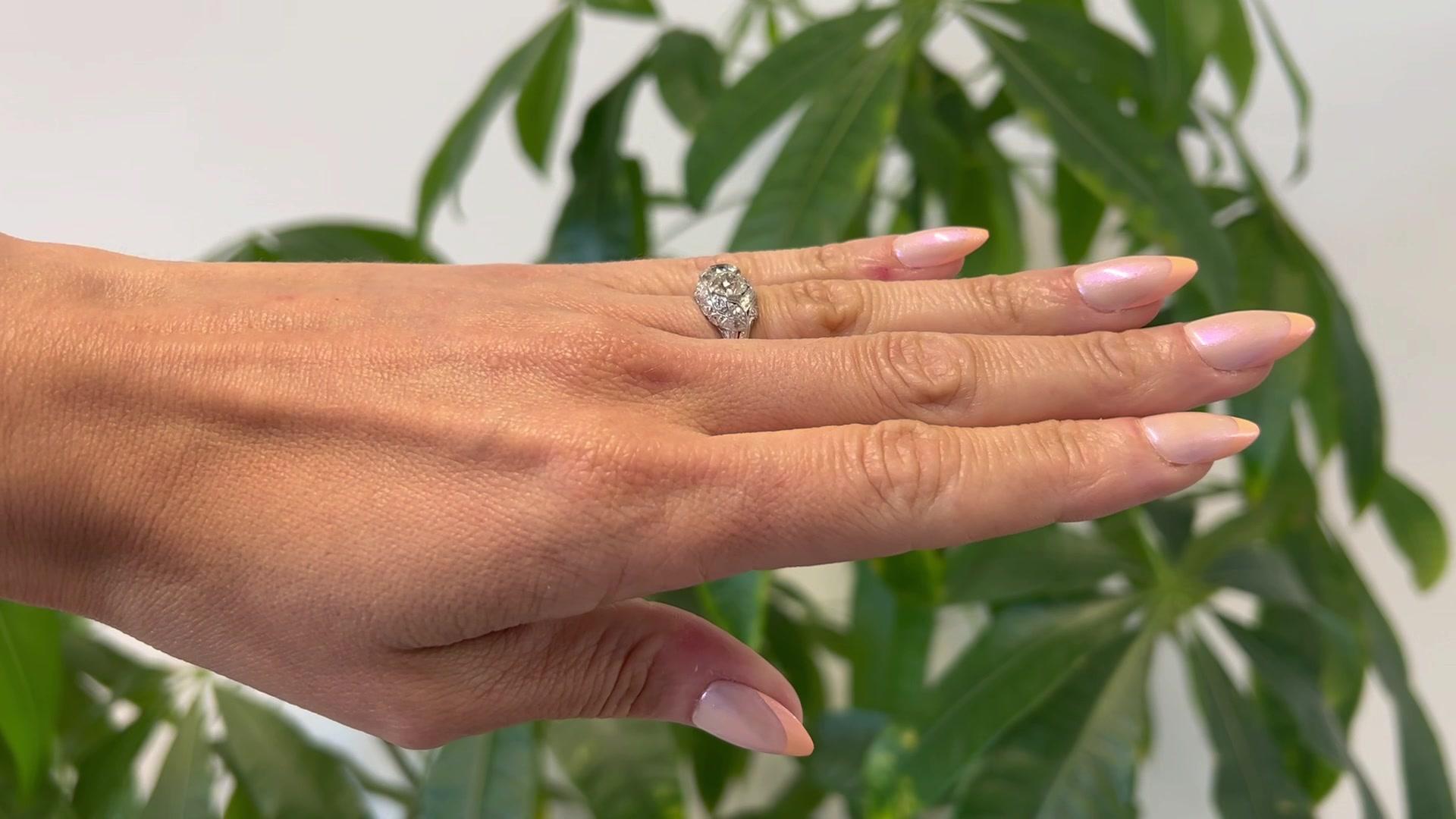 Filigraner edwardianischer Diamantring aus Platin Toi et Moi (Alteuropäischer Schliff)