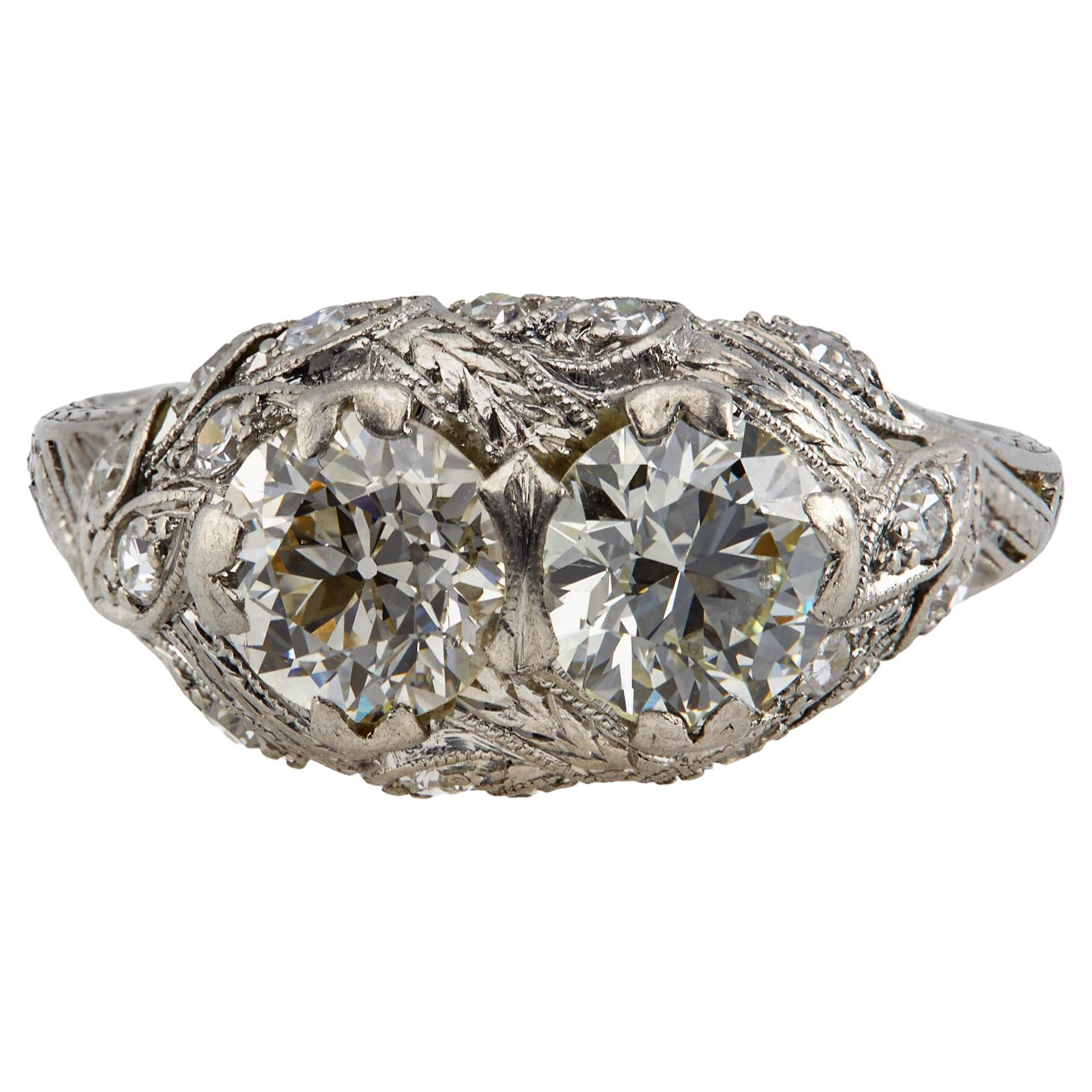 Edwardian Diamond Platinum Toi et Moi Filigree Ring