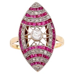 Diamant-Rubin-Navette-Ring aus 18 Karat Gelbgold im edwardianischen Stil