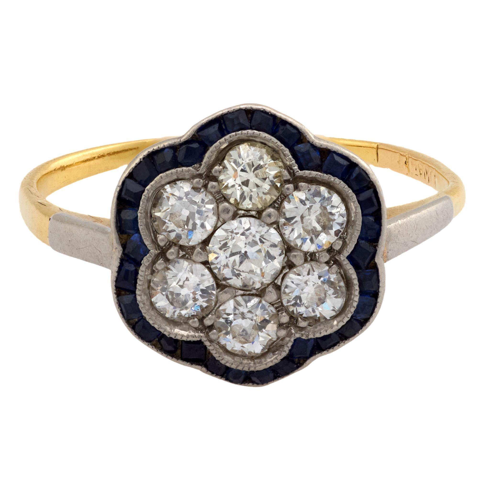Edoardiano Anello floreale edoardiano con diamante e zaffiro in oro giallo 18 carati e platino in vendita