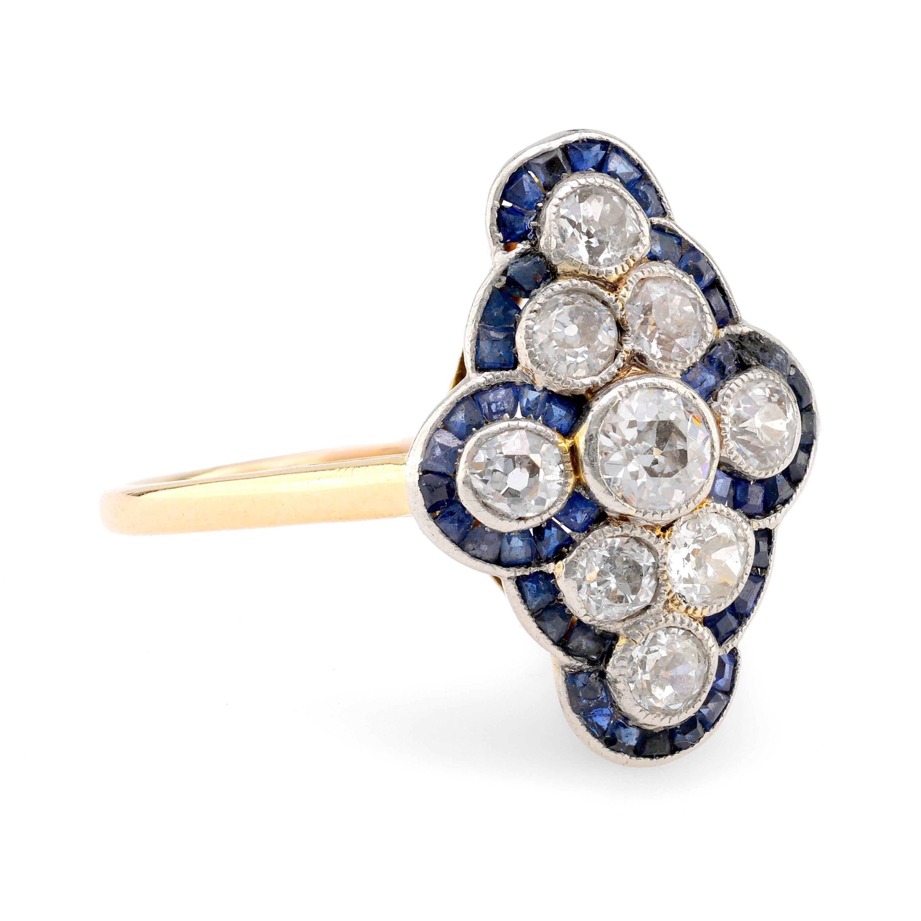 Navette-Ring aus 18 Karat Gelbgold mit edwardianischem Diamant-Saphir (Edwardian)