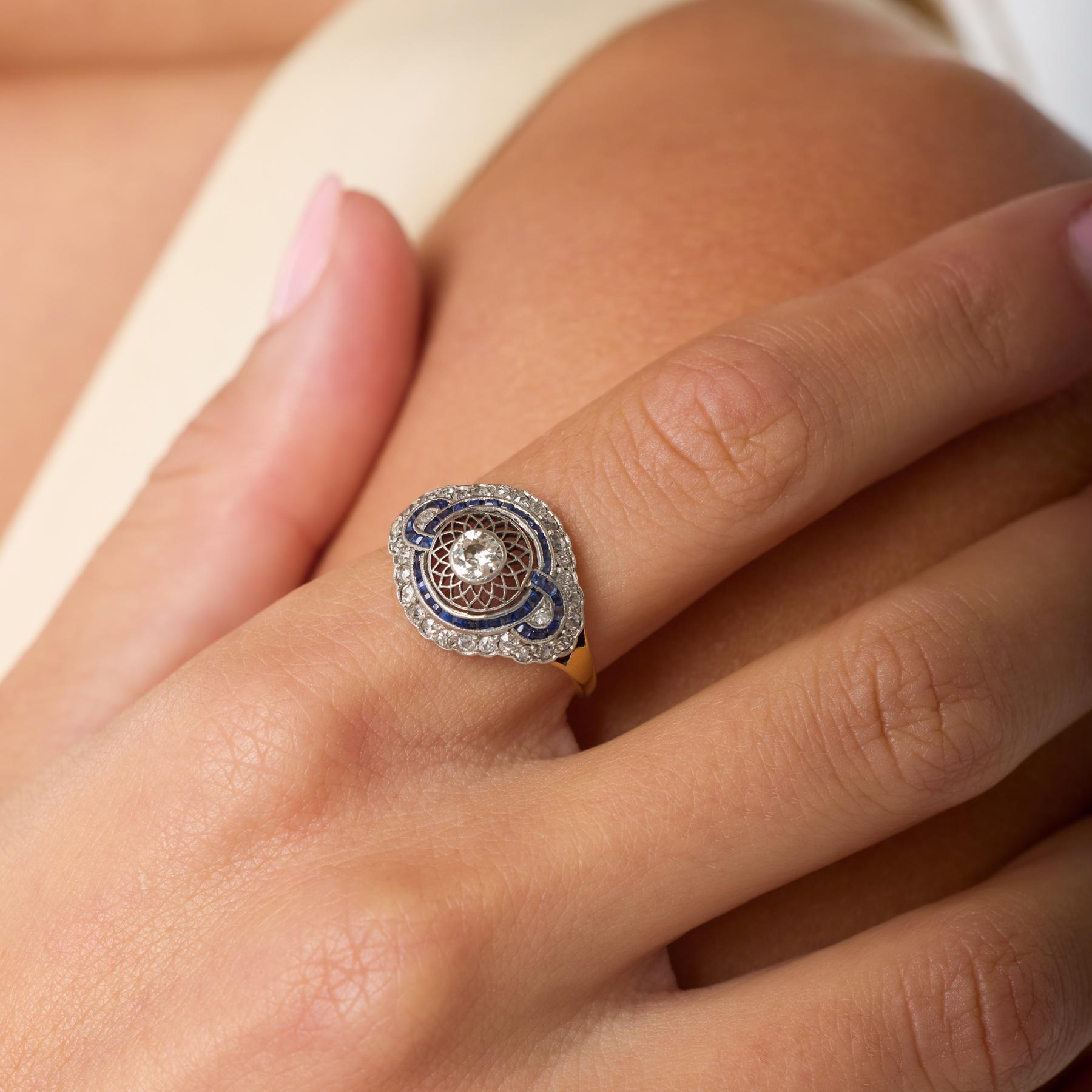 Bague édouardienne en or jaune 18 carats diamant saphir en vente 3