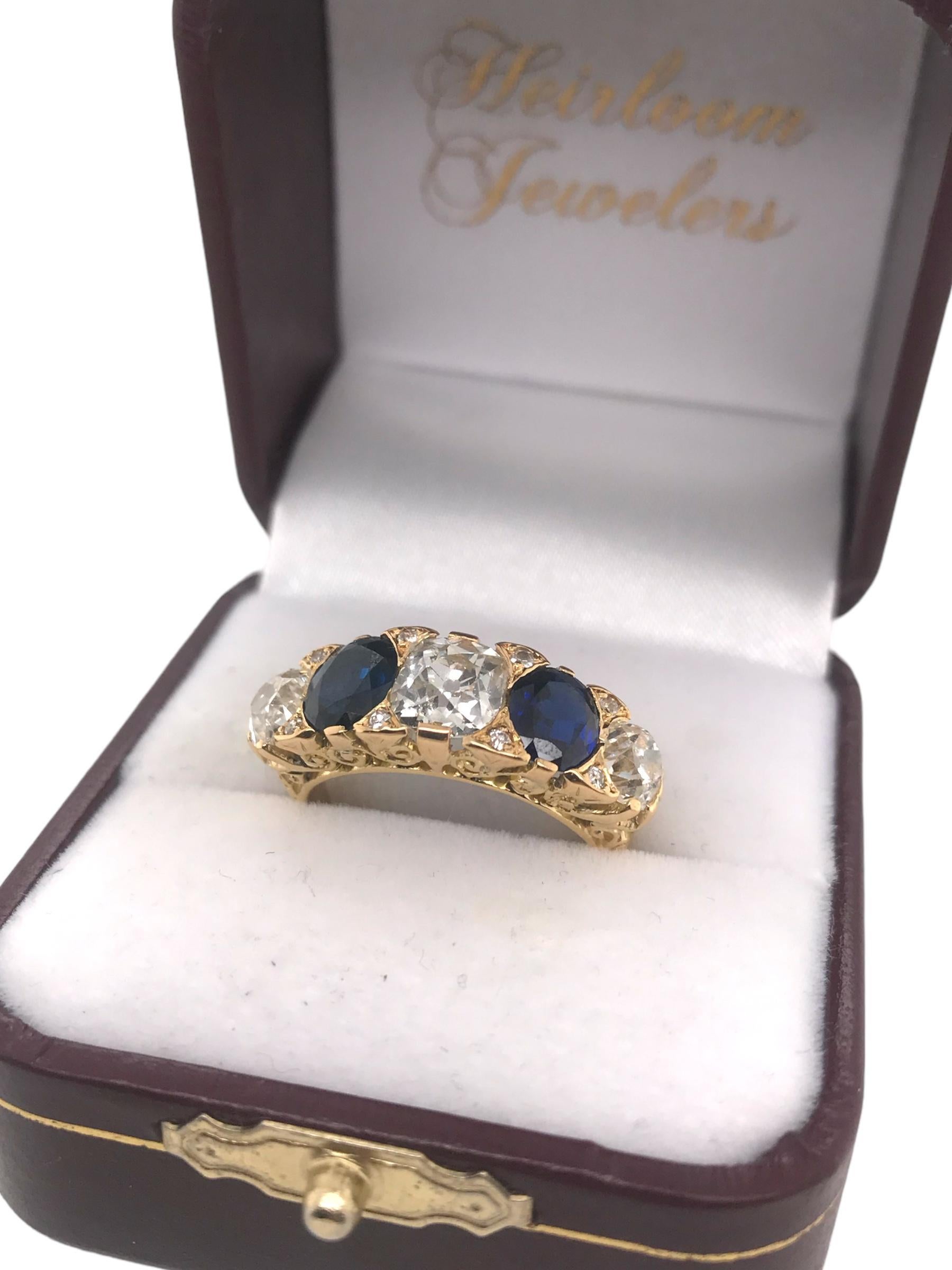 Edwardianischer Diamant & Saphir 5 Stone Ring im Angebot 4