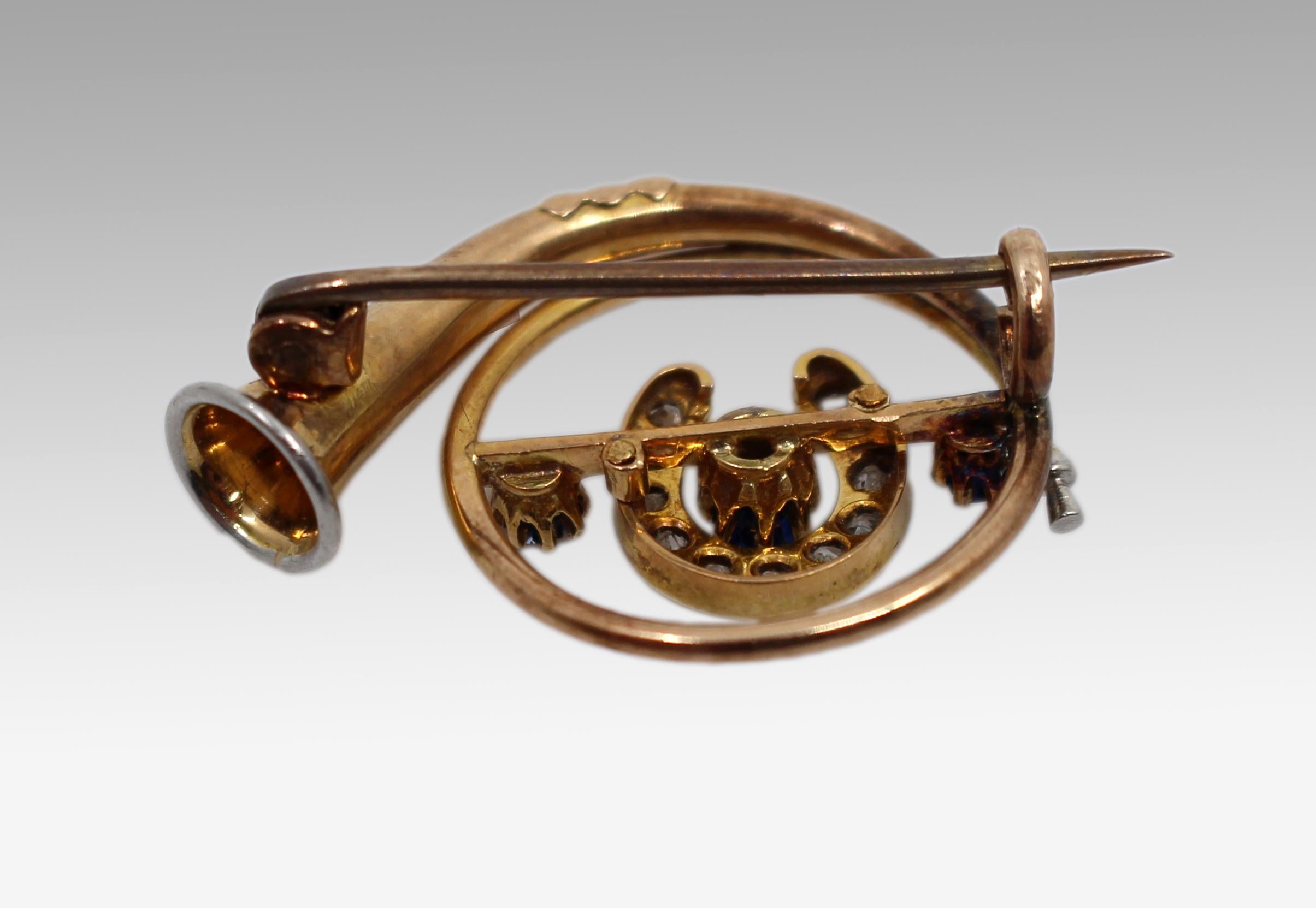 Spilla da caccia in oro con diamanti e zaffiri di Edwardian Horn In condizioni buone in vendita a Worcester, GB