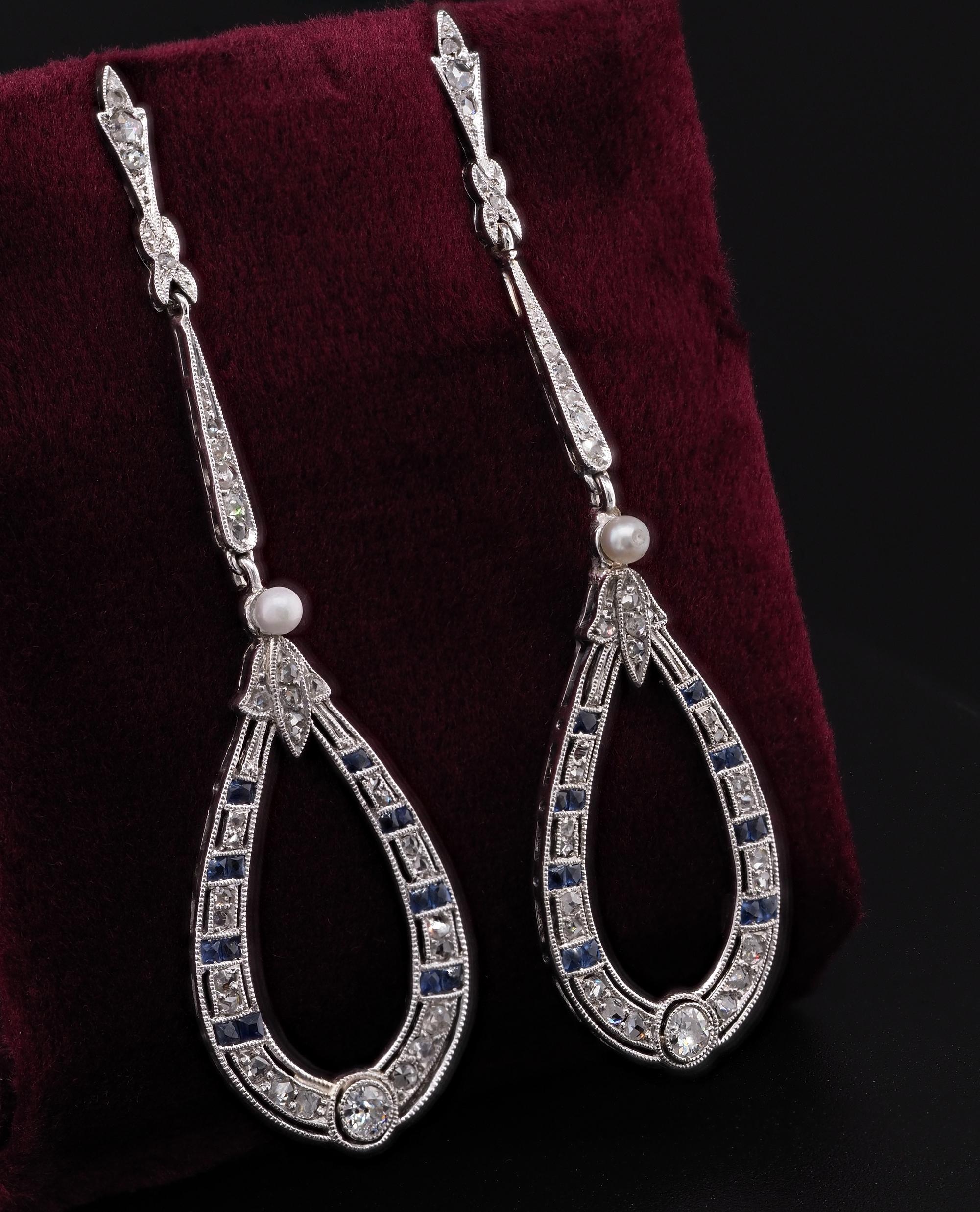 Lange edwardianische Diamant-Saphir-Tropfen-Ohrringe aus Platin (Edwardian) im Angebot