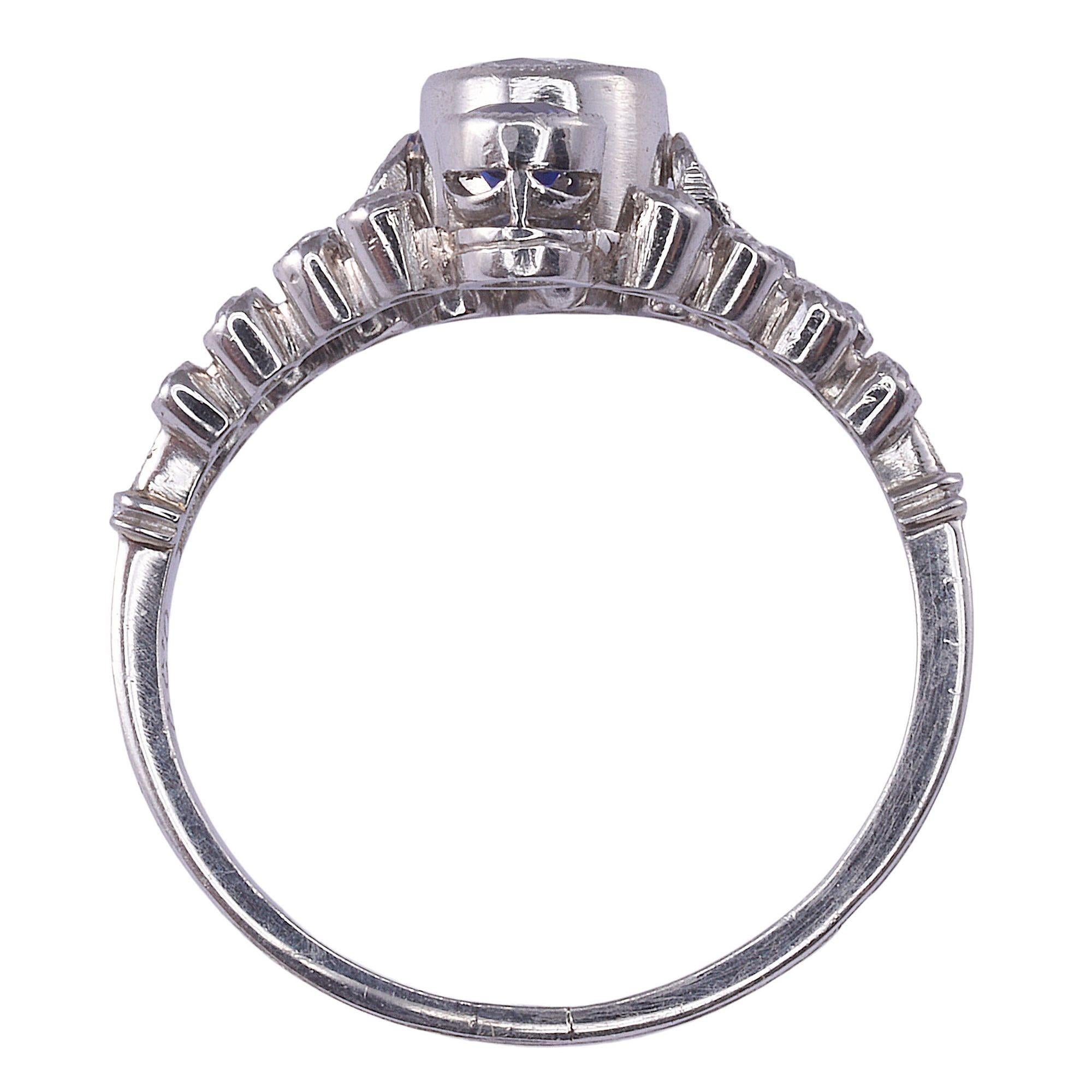 Edwardian Diamond & Sapphire Platinum Ring For Sale 1