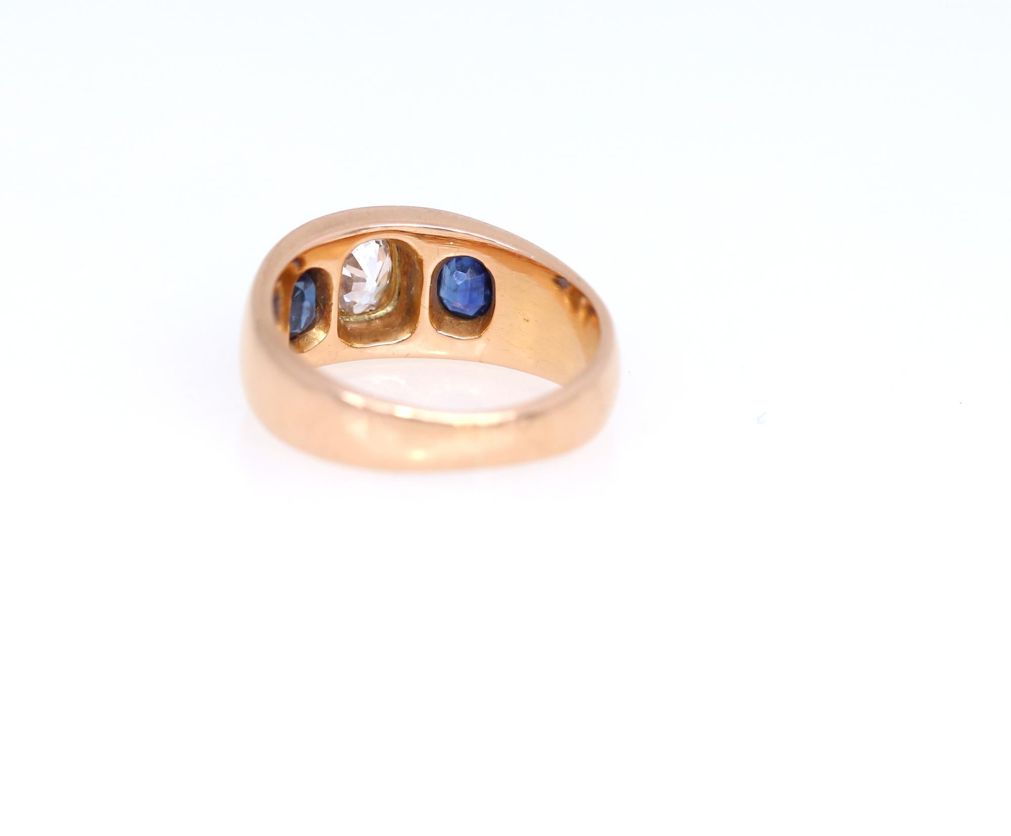Oval Cut Edwardian Diamond Sapphires Gold 18 Karat Unisex Ring
