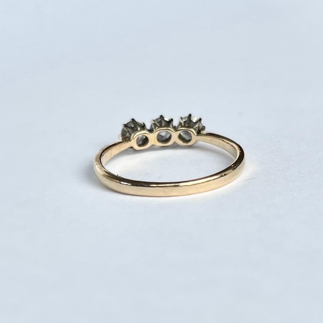 Edwardianischer Diamant-Dreistein-Ring 18 Karat für Damen oder Herren im Angebot
