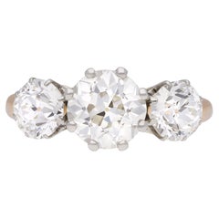 Edwardian diamond three stone ring, circa 1910