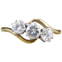 Edwardian Diamond Three-Stone Twist Ring in 18 Carat Gold