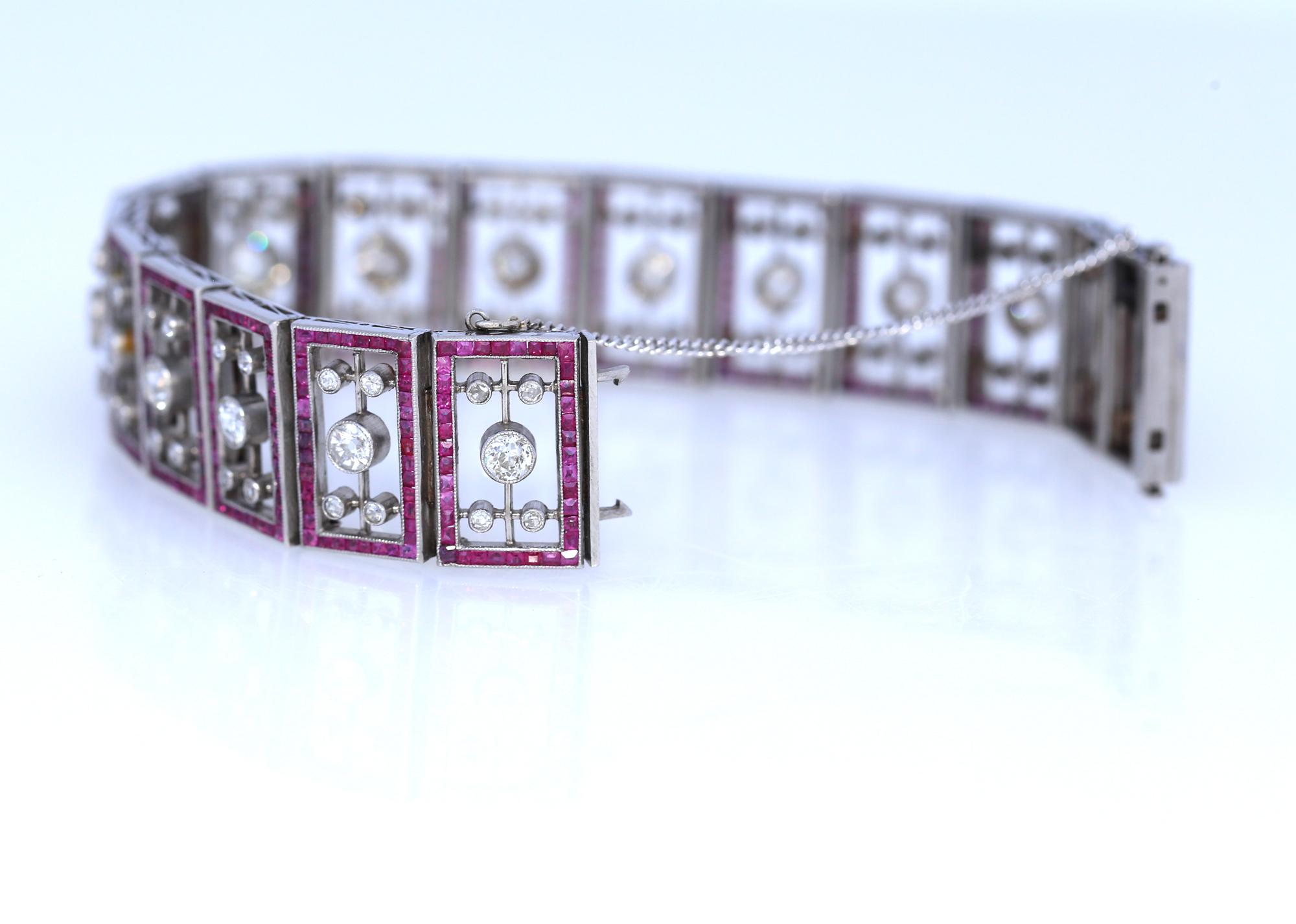 Edwardian 6.25 Carat Diamonds Rubies Art Deco Platinum Bracelet, 1920 1