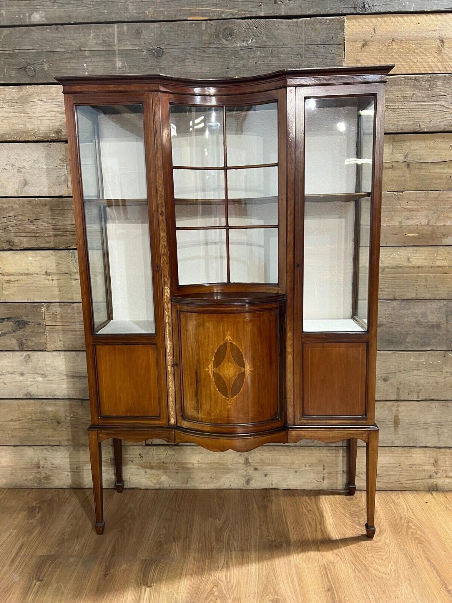Early 20th Century Edwardian Display Cabinet Mahogany 1900 Inlay For Sale