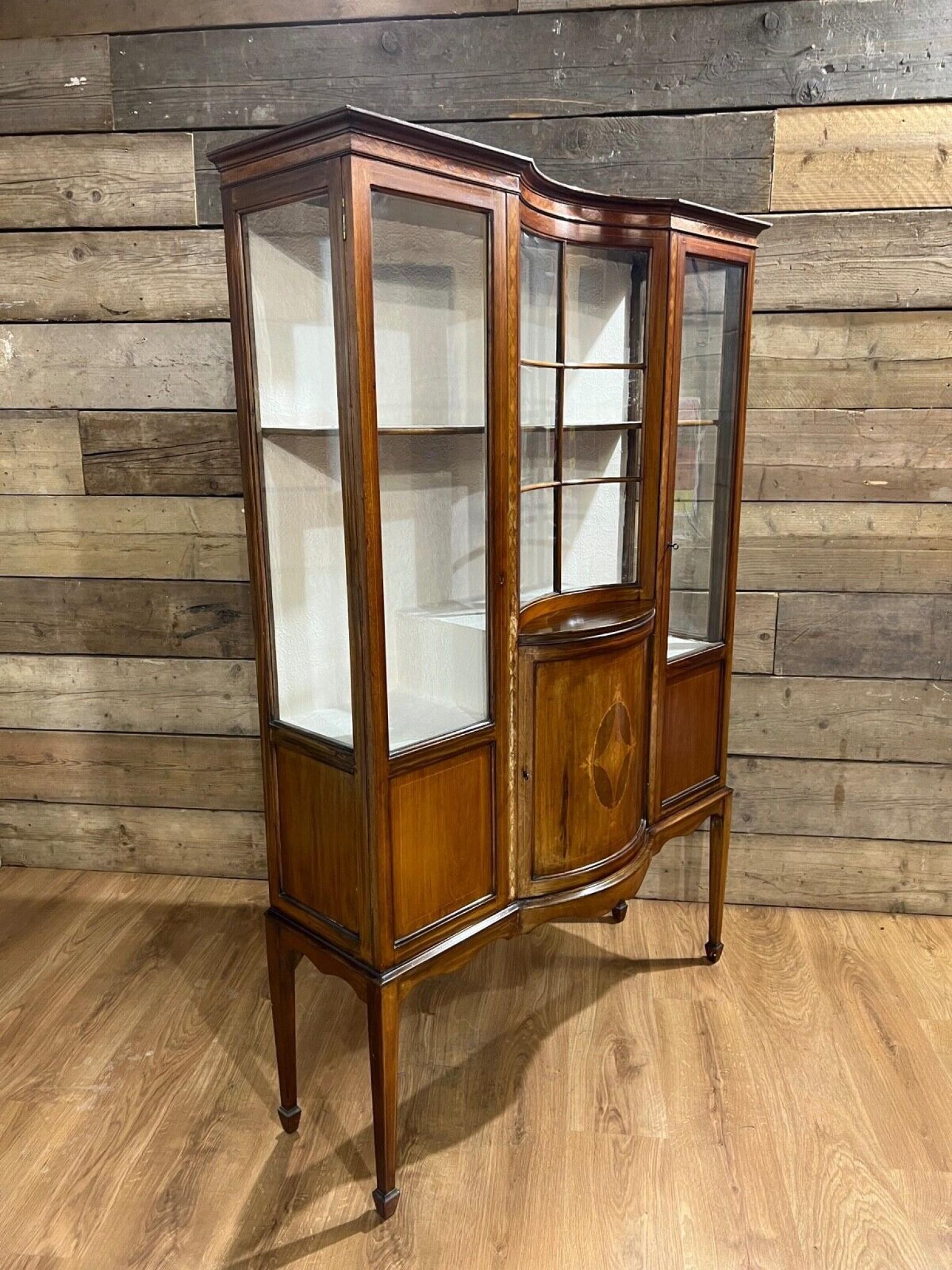 Edwardian Display Cabinet Mahogany 1900 Inlay For Sale 1