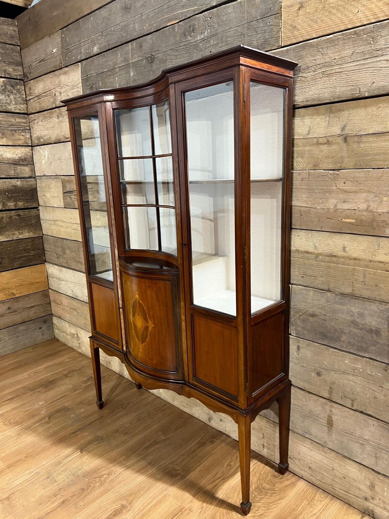 Edwardian Display Cabinet Mahogany 1900 Inlay For Sale 2