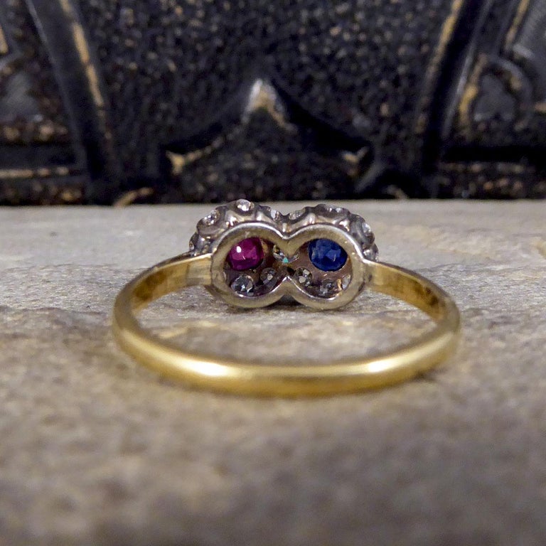 Edwardian Double Sapphire and Ruby Diamond Daisy Cluster Ring in 18ct Gold In Good Condition For Sale In Yorkshire, West Yorkshire