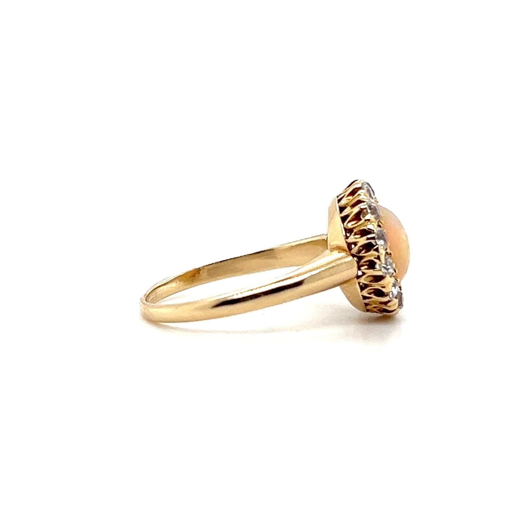 Late Victorian/Early Edwardian Opal and Diamond 14k Yellow Gold Diamond Ring For Sale 2