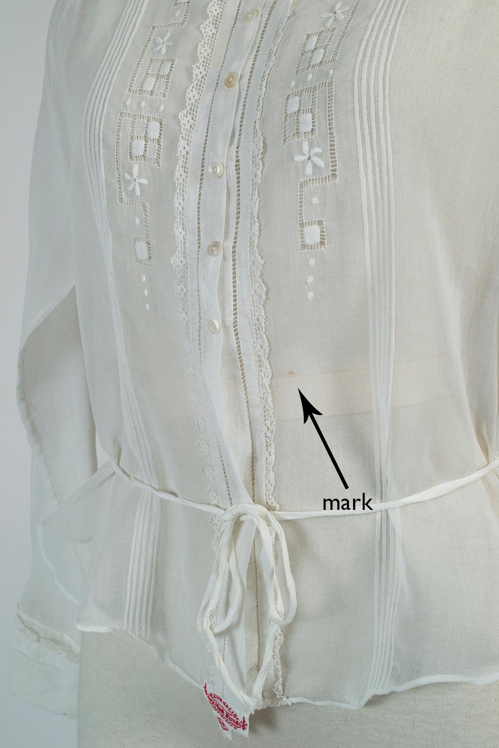 Edwardian White Embroidered Batiste Filet Lace Tie Waist Blouse - XS - S, 1910s For Sale 6