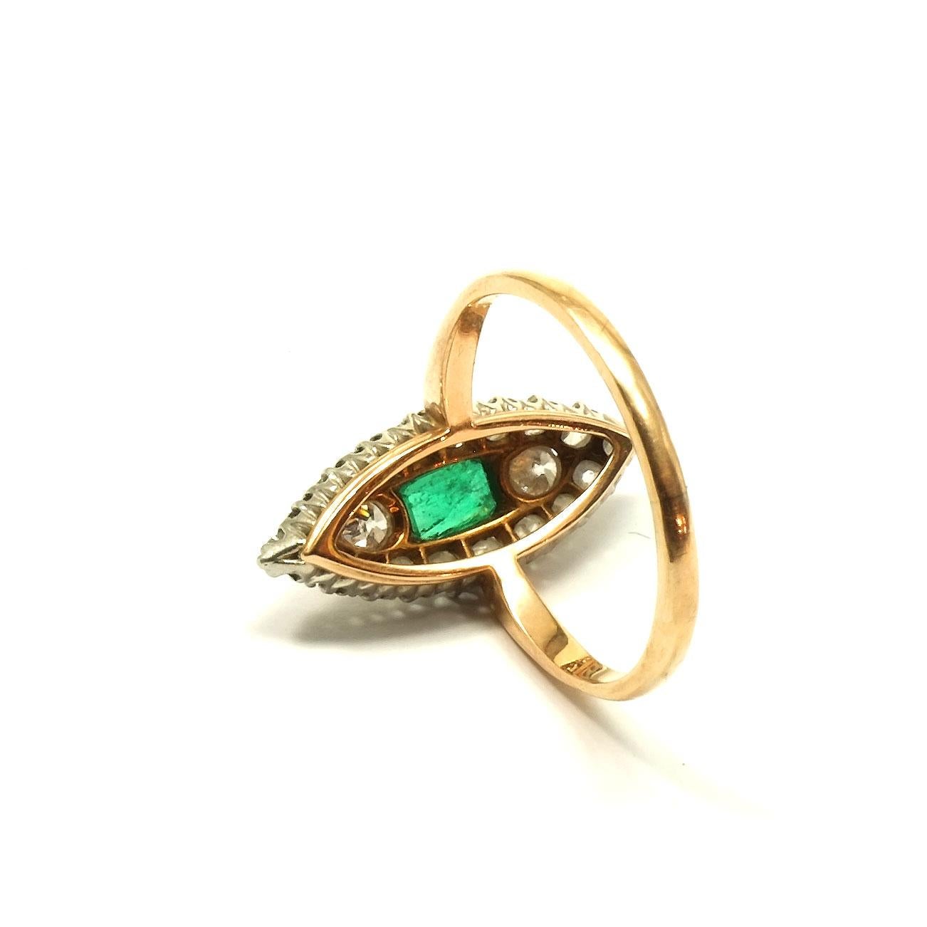 Edwardian Emerald and 0.8 Carat Diamond Gold Ring, circa 1915 1