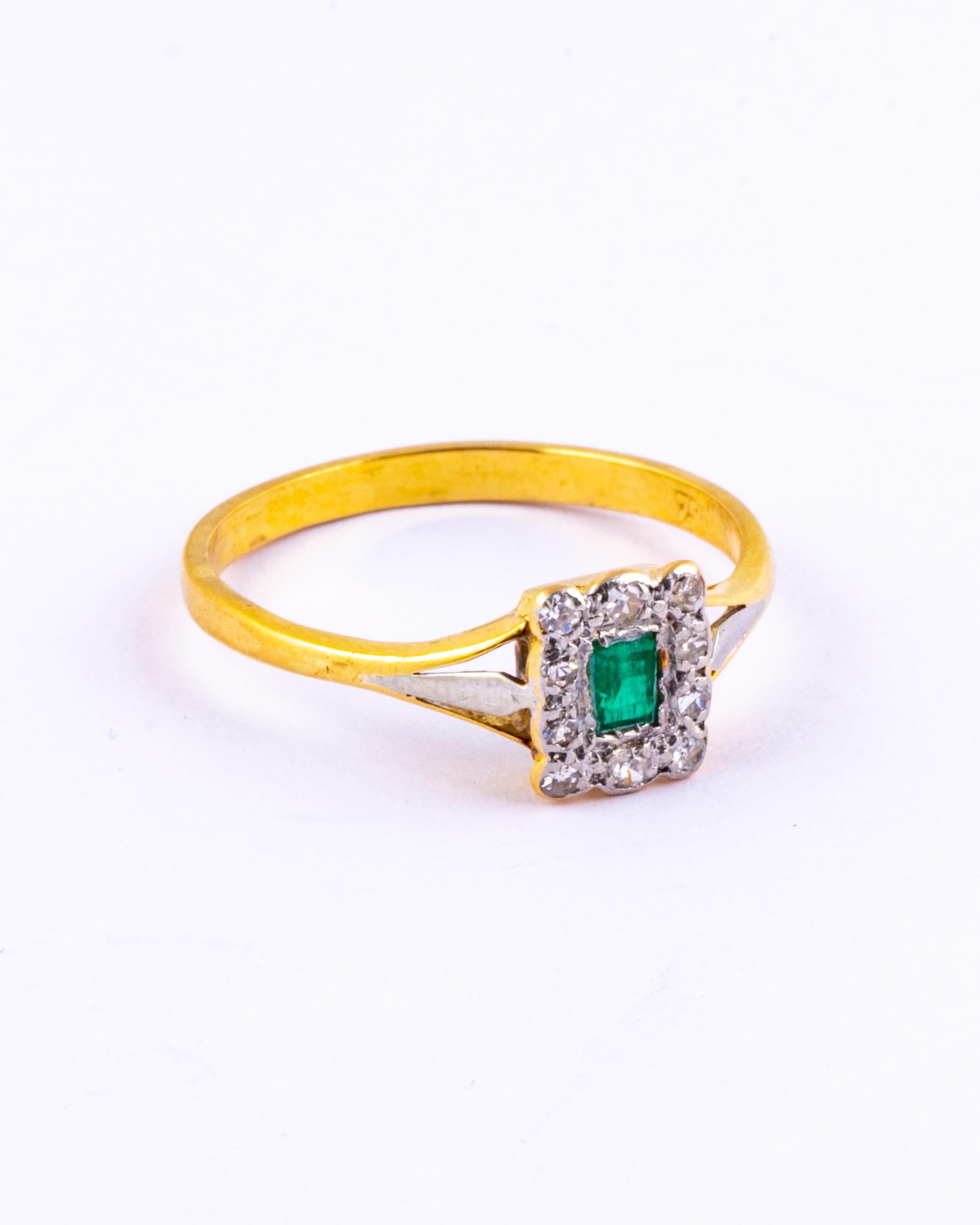Cluster rings are so wearable and timeless. This particular cluster holds a bright gorgeous emerald at the centre and is encircled within a fabulous halo of diamonds. The emerald measures 10pts and the diamonds total 15pts. The stones are set in