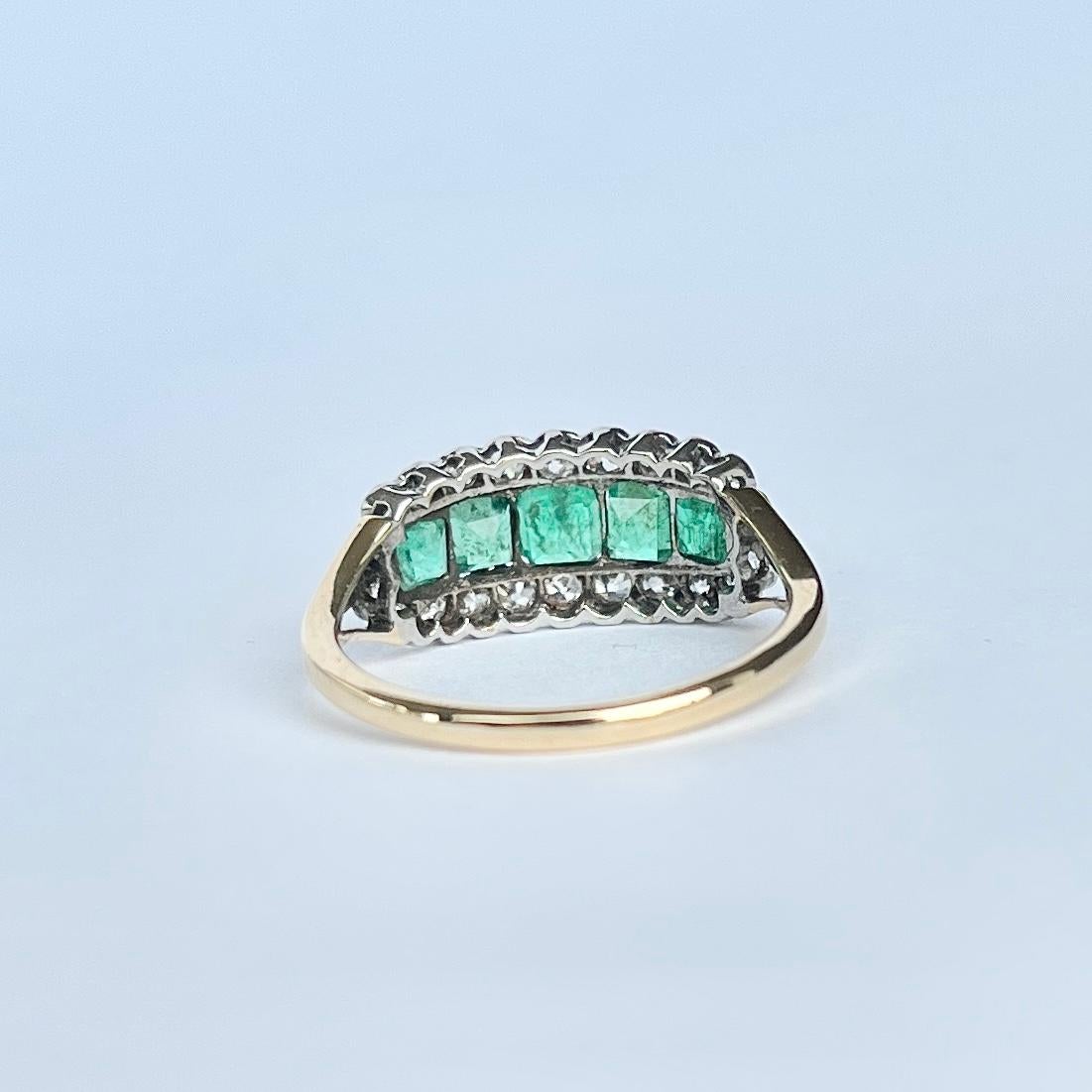 Women's Edwardian Emerald and Diamond 18 Carat Gold Five-Stone Cluster Ring For Sale