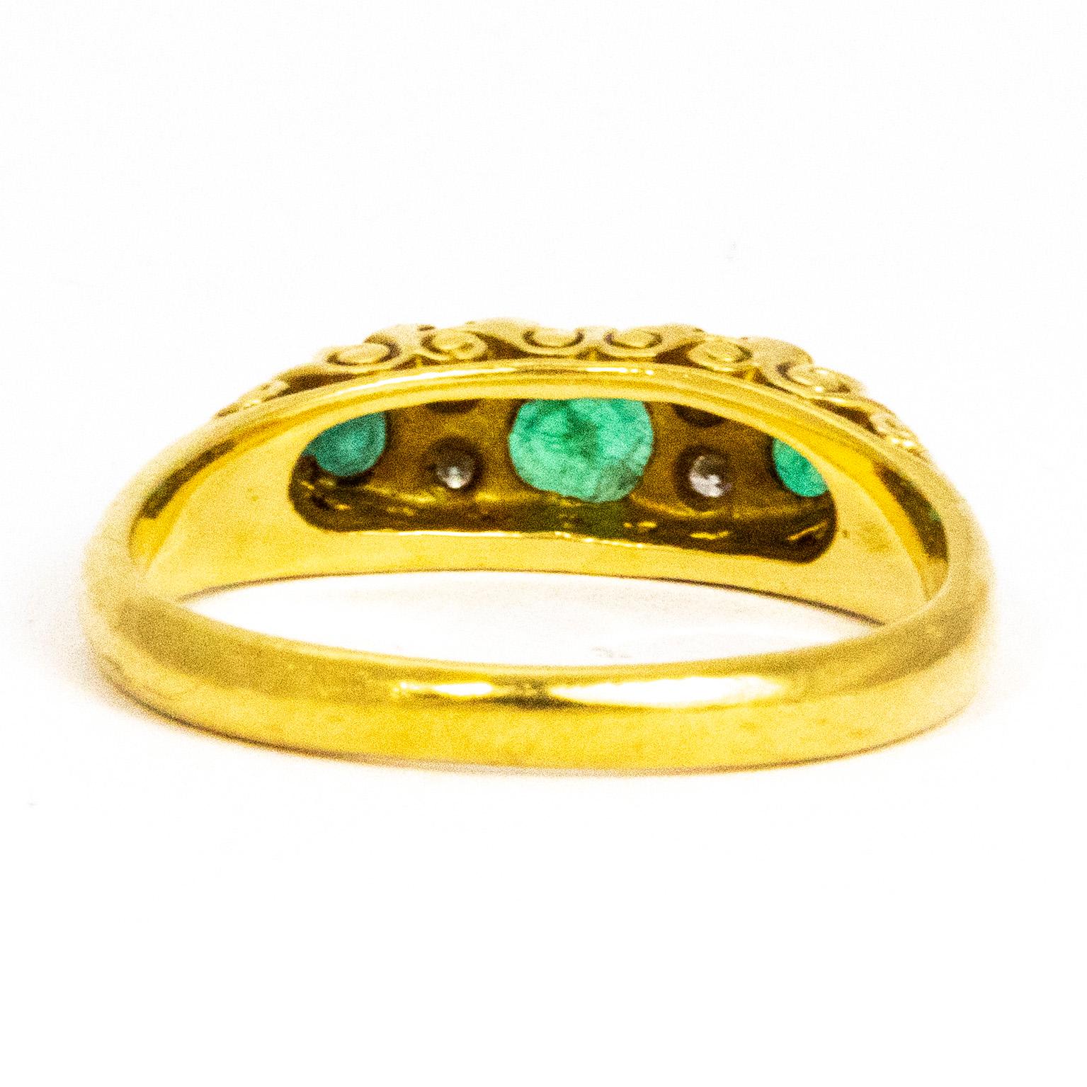 Edwardian Emerald and Diamond 18 Carat Gold Three-Stone Ring In Good Condition In Chipping Campden, GB