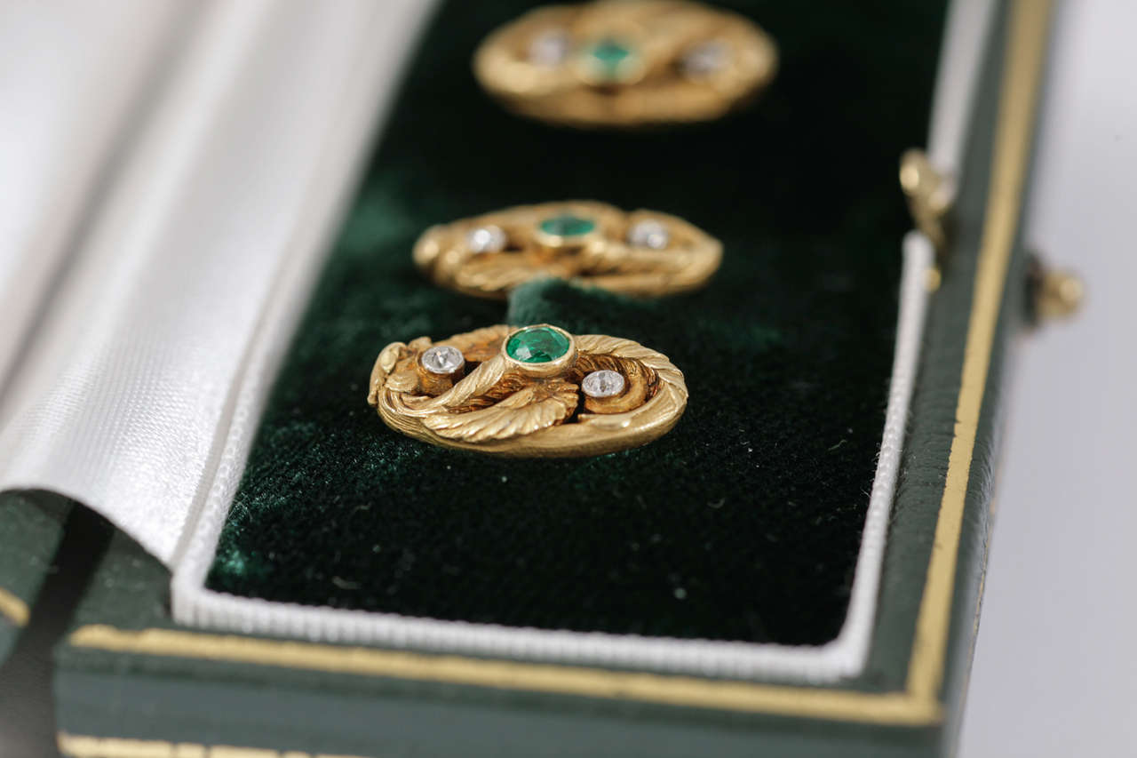 Edwardian Emerald Diamond Gold Cufflinks In Excellent Condition In London, GB