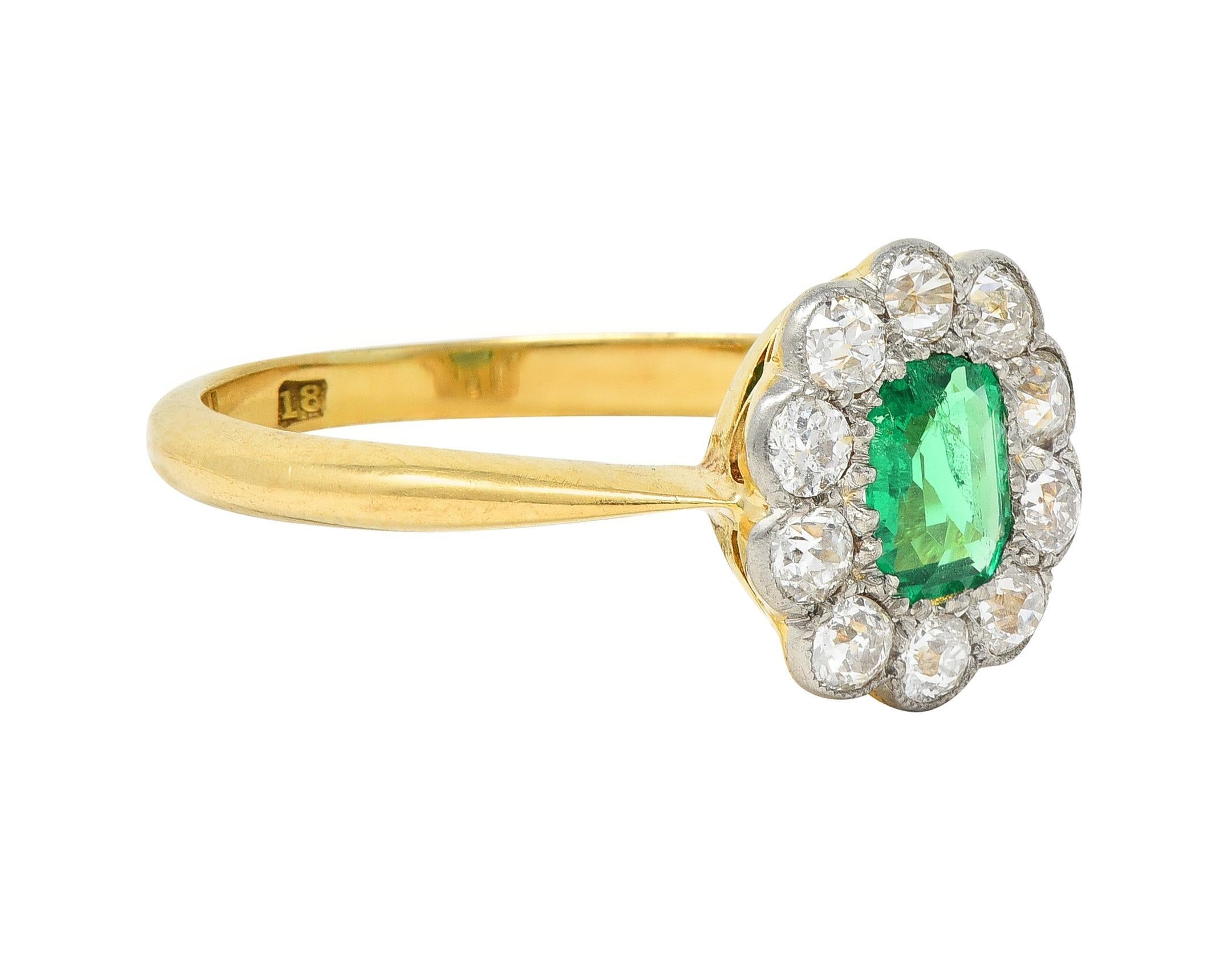Antiker edwardianischer Halo-Ring, Smaragd, Diamant, Platin, 18 Karat Gelbgold im Angebot 5
